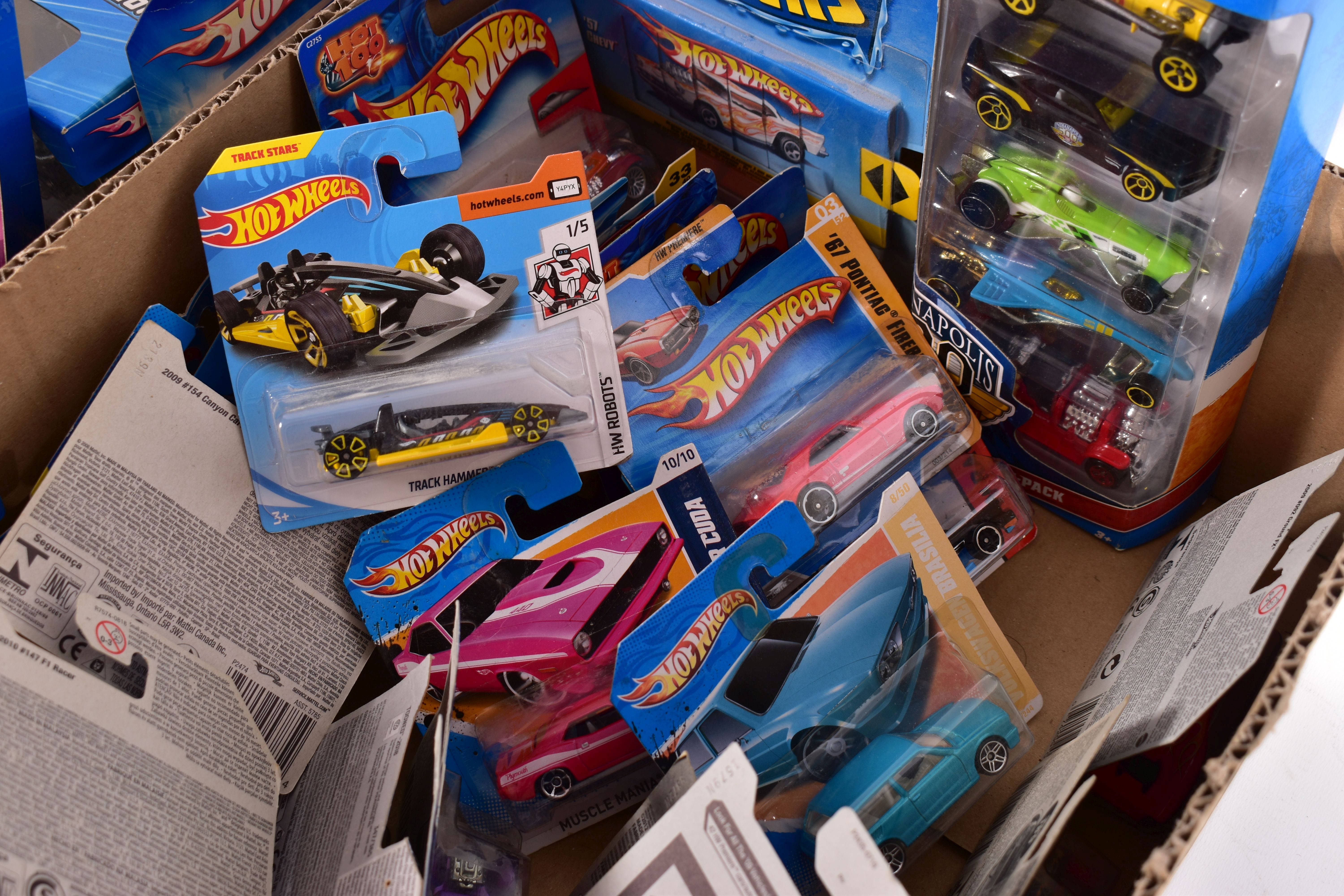 A QUANTITY OF ASSORTED MODERN MATTEL HOT WHEELS VEHICLES, all still sealed in original bubble packs, - Image 6 of 6