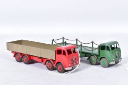 AN UNBOXED DINKY SUPERTOYS FODEN FLAT TRUCK WITH CHAINS, No.505/905, 2nd type cab, green cab,