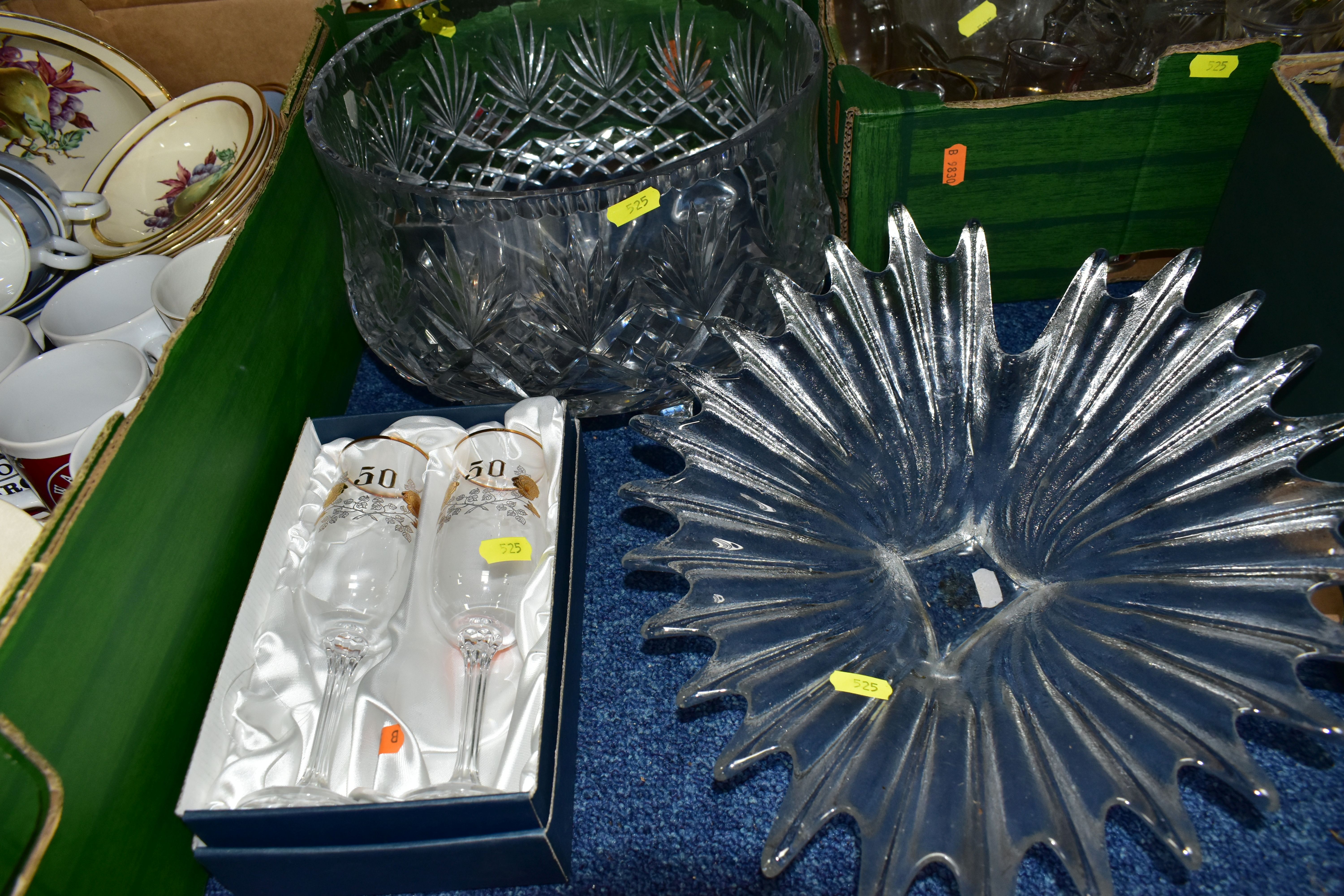 FIVE BOXES OF CERAMICS AND GLASSWARE, to include a large cut crystal punch bowl on feet, diameter - Bild 6 aus 7