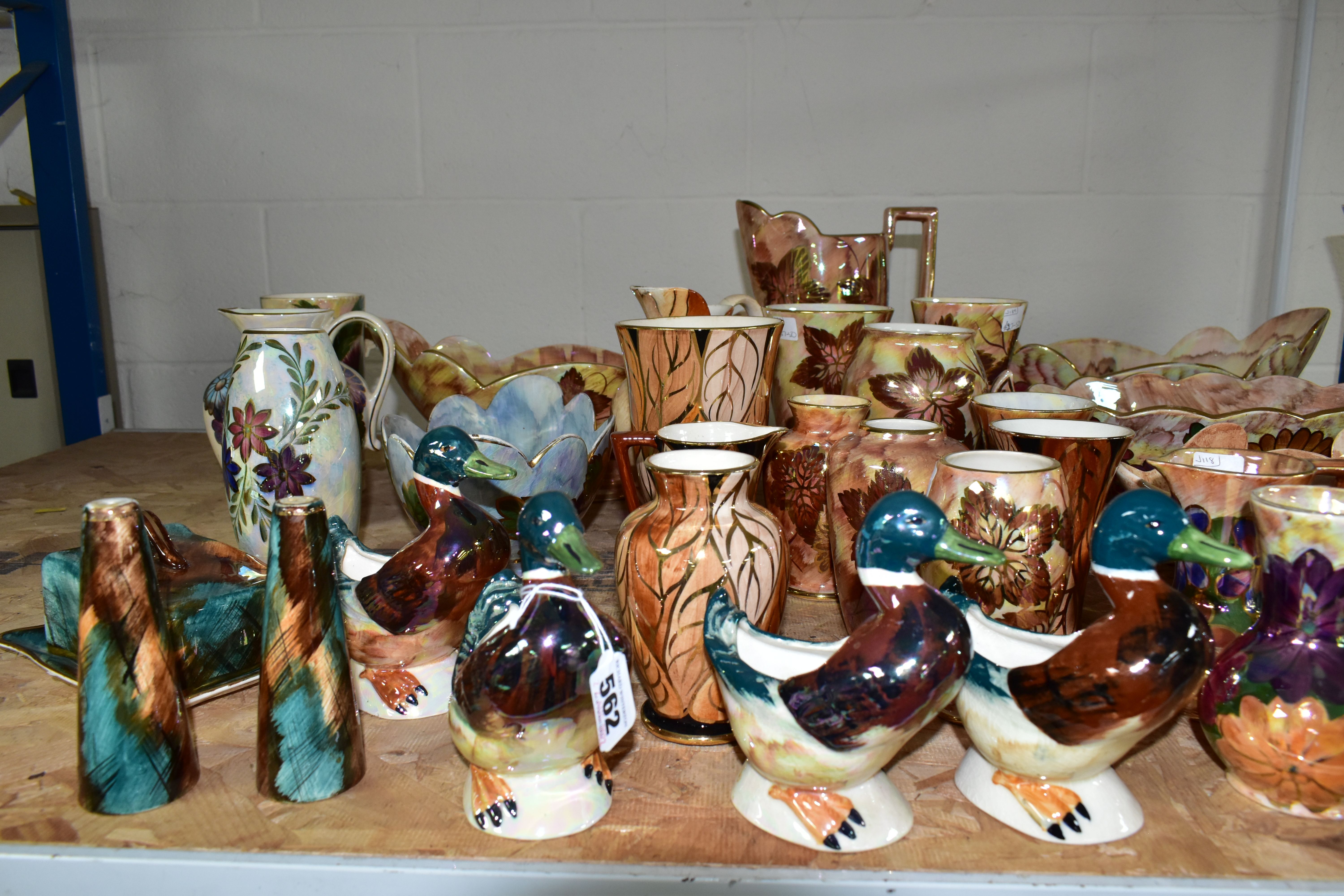 A LARGE QUANTITY OF J FRYER AND SON OLDCOURT WARE, approximately forty pieces, including jugs,