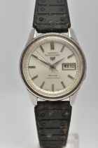 A 'SEIKO SPORTSMATIC DELUXE' WRISTWATCH, working at time of cataloguing, round silver dial signed '