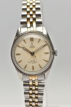 A GENTLEMENS TUDOR WRISTWATCH, the circular white dial, with baton hourly markers, dial signed '