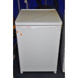 A BOSH FD8802 EXXCEL UNDERCOUNTER FREEZER measuring width 55cm x depth 61cm x height 85cm missing