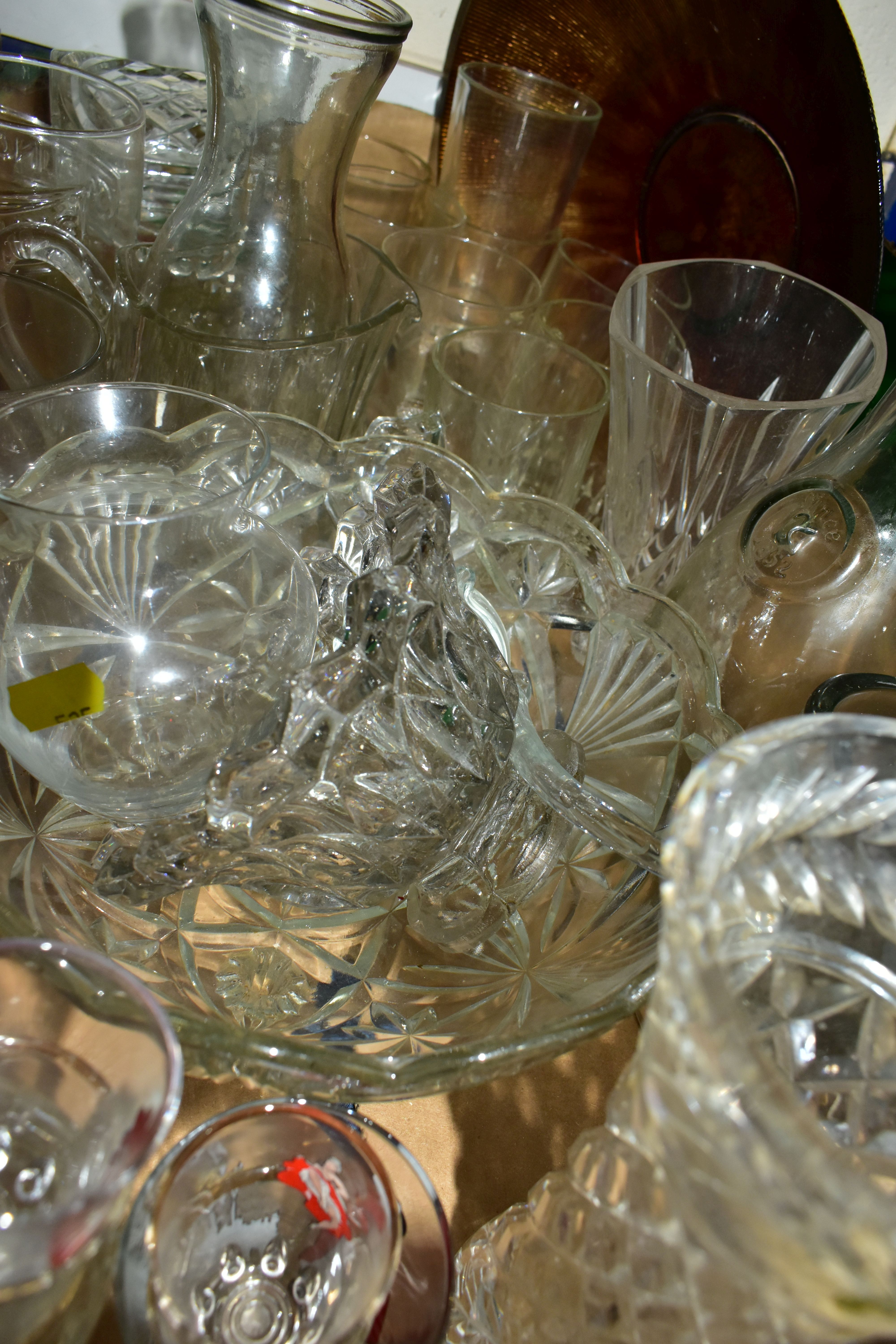 FIVE BOXES OF CERAMICS AND GLASSWARE, to include a large cut crystal punch bowl on feet, diameter - Bild 5 aus 7