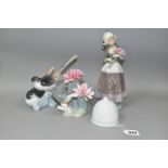 THREE LLADRO FIGURES / GROUPS AND A 1992 LLADRO COLLECTORS SOCIETY BELL, the figures comprising