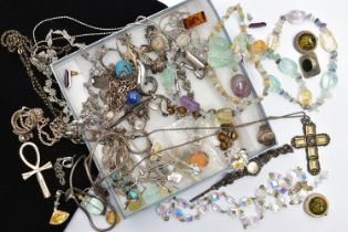 AN SELECTION OF PREDOMINANTLY SILVER AND COSTUME JEWELLERY, to include two ladies mid 20th century
