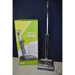 A G-TECH AIR RAM AR02 VACUUM with original box and charger (PAT pass and working)