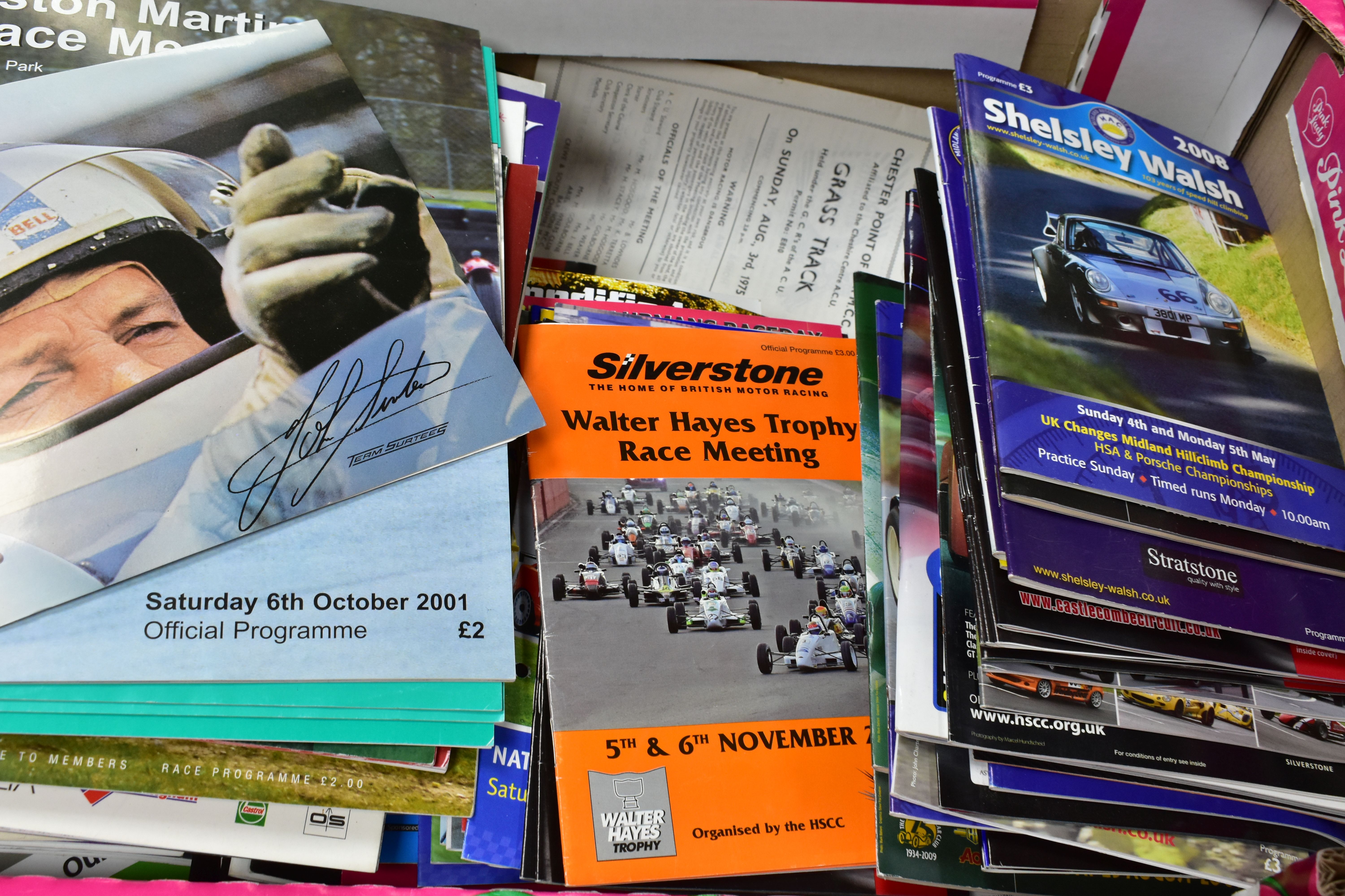 MOTOR RACING PROGRAMMES, two boxes containing a large quantity of motor racing programmes (150- - Bild 2 aus 6