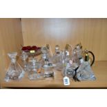 A COLLECTION OF STUART CRYSTAL AND OTHER PERFUME BOTTLES AND ATOMISERS, ETC, including a comport