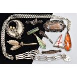 ASSORTED SILVER AND WHITE METAL JEWELLERY, to include a silver mariner chain, approximate length