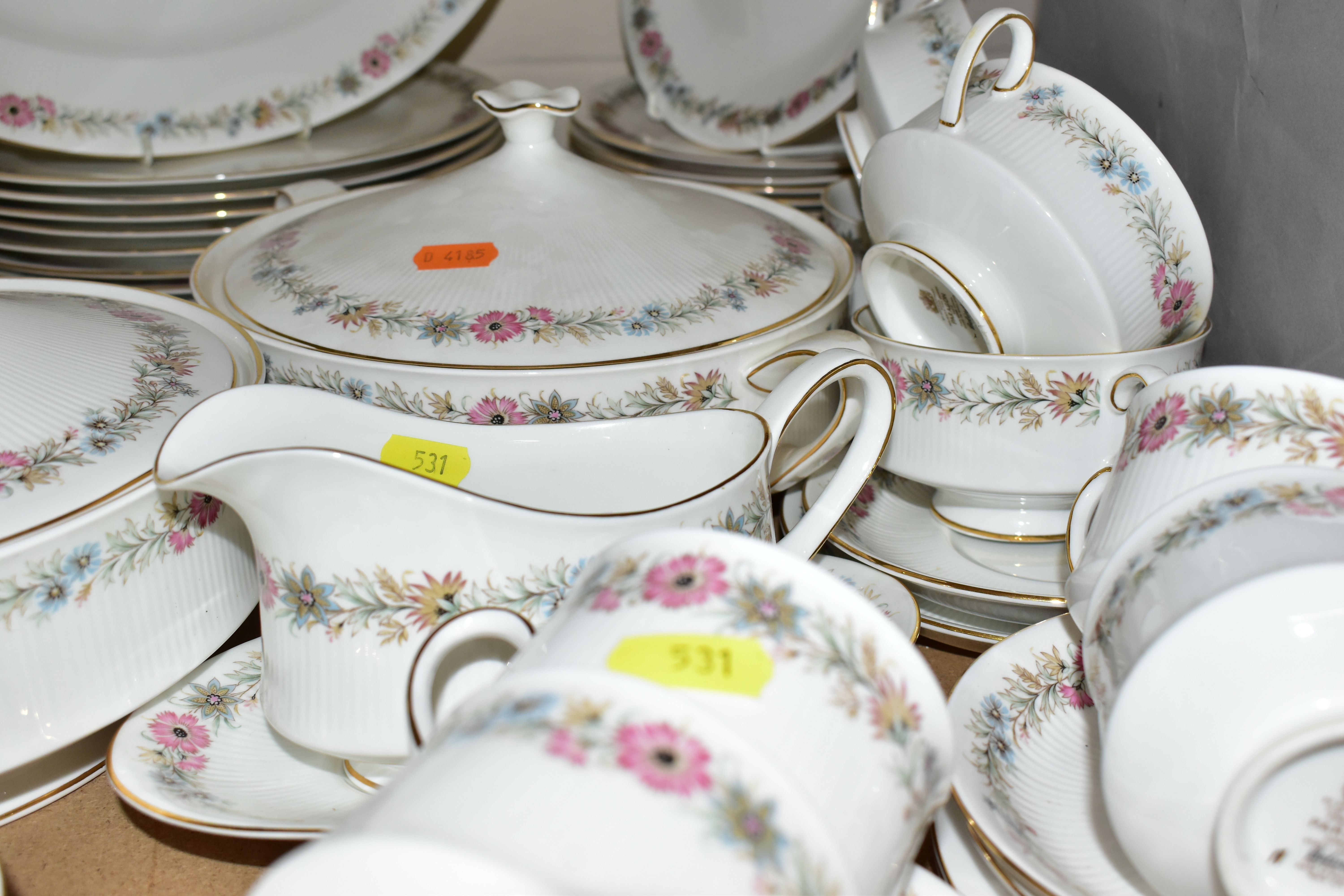 A PARAGON 'BELINDA' PATTERN DINNER SERVICE, comprising ten dinner plates, ten side plates, one bread - Image 3 of 7