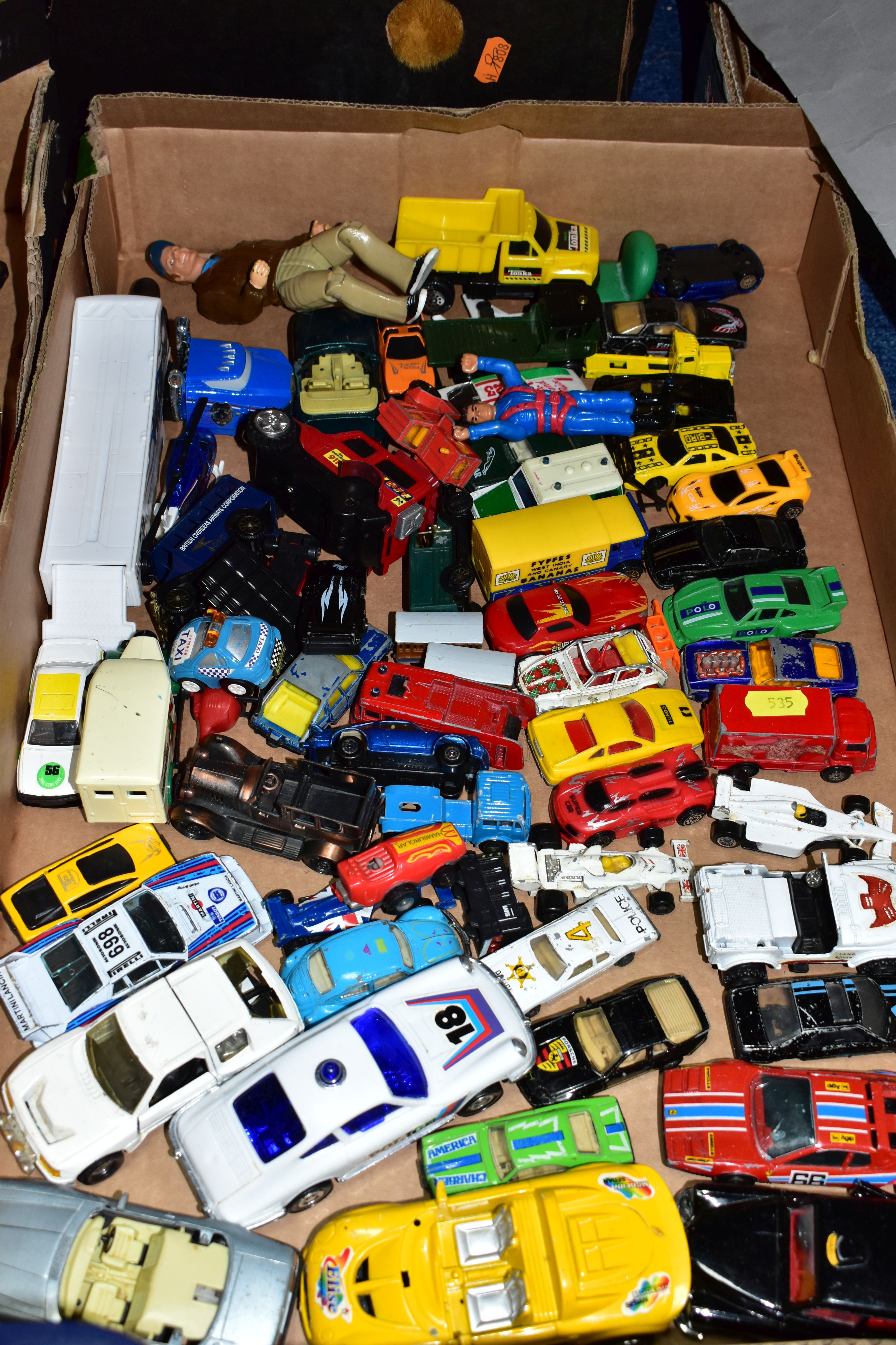 THREE BOXES OF TOY CARS AND LEGO, to include a mixed box of Lego, soft toys, KNEX 'Thrill and Ride', - Bild 3 aus 6