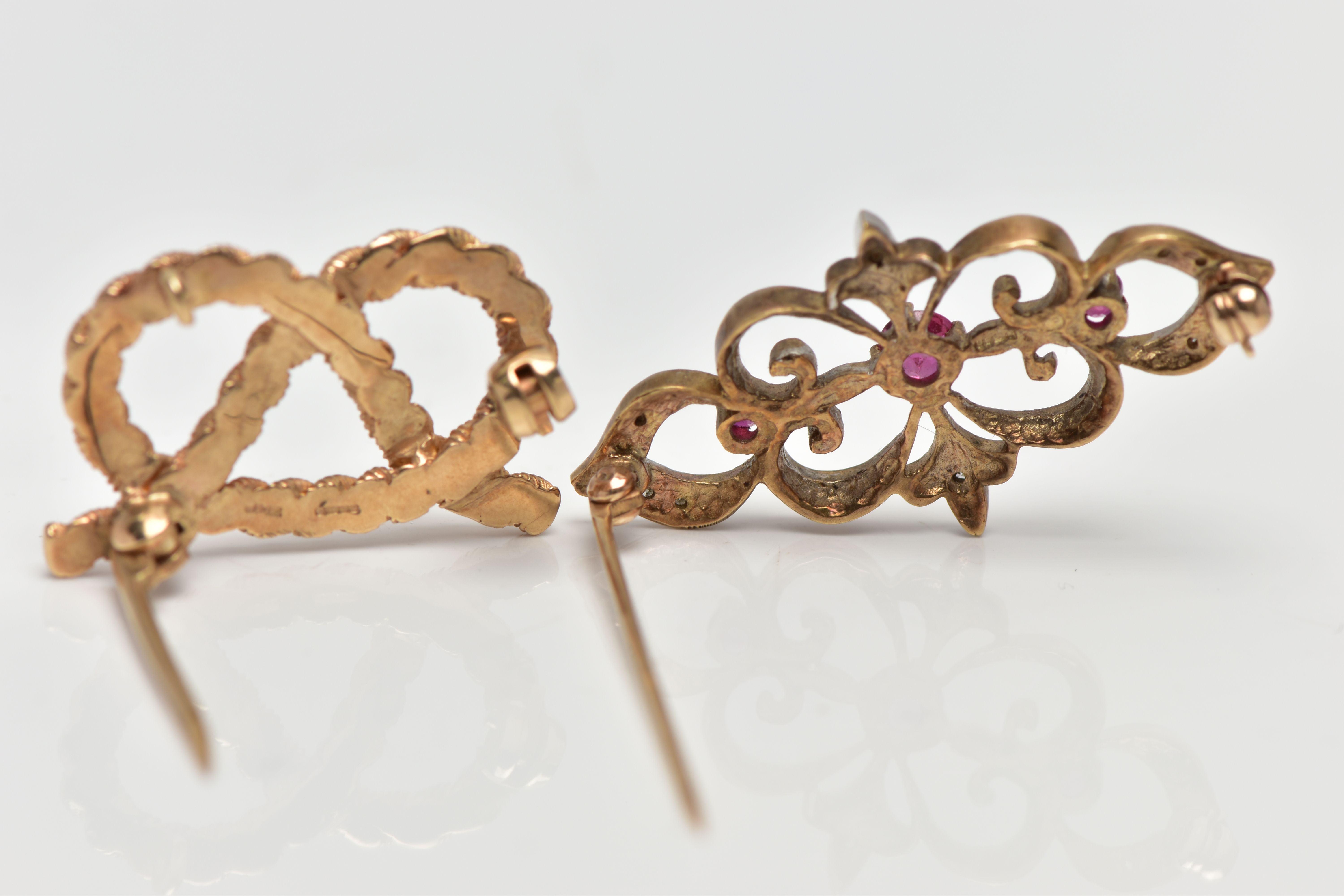 TWO 9CT GOLD BROOCHES, to include a 9ct gold ruby and diamond bar brooch, of openwork design the - Image 3 of 3