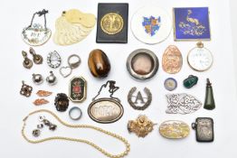 A BOX OF ASSORTED JEWELLERY, to include a paste and white metal horseshoe brooch, a selection of