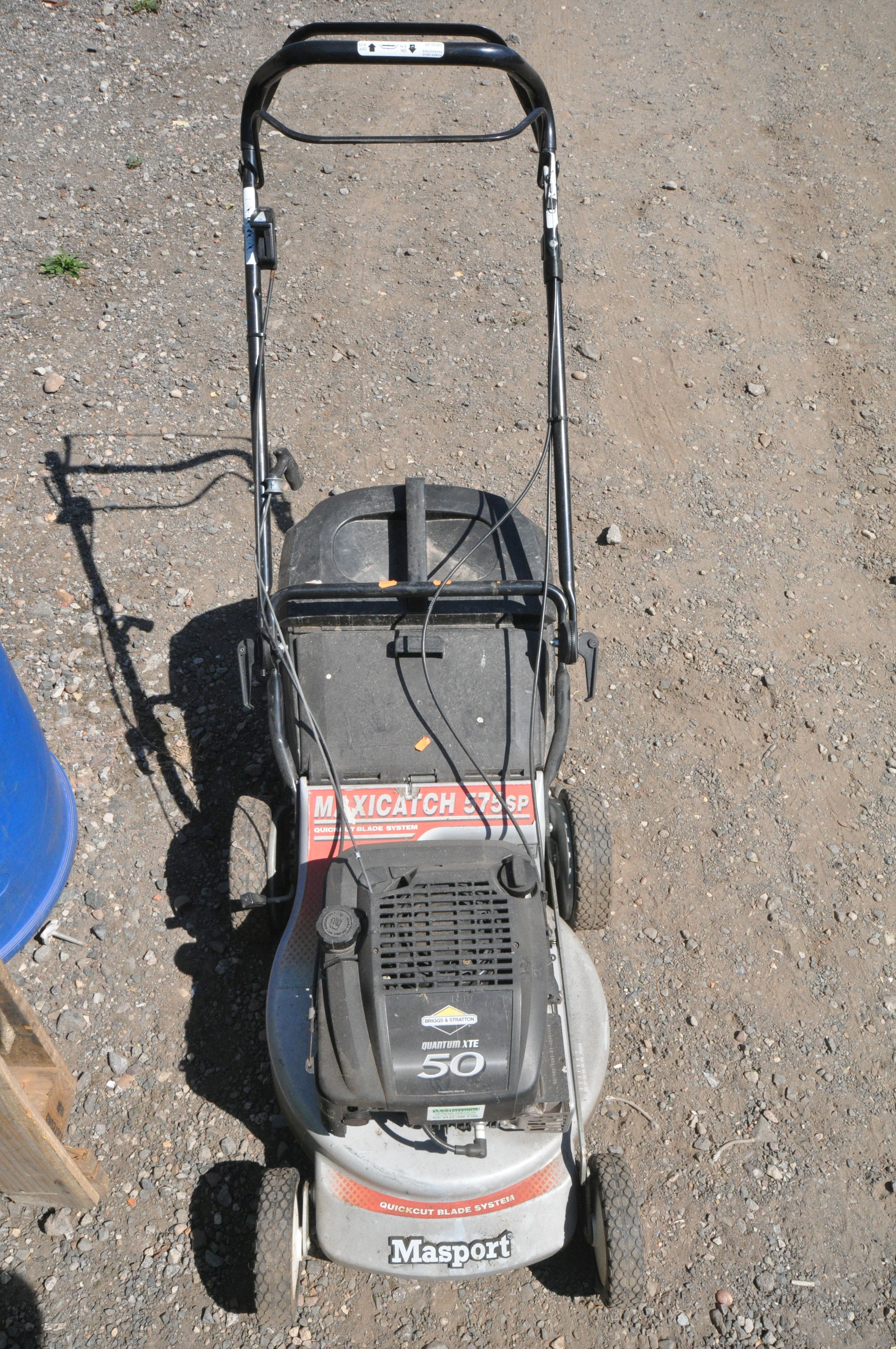A MASPORT MAXICATCH 575SP SELF PROPELLED PETROL LAWNMOWER, with a grassbox (engine turns) - Image 2 of 2