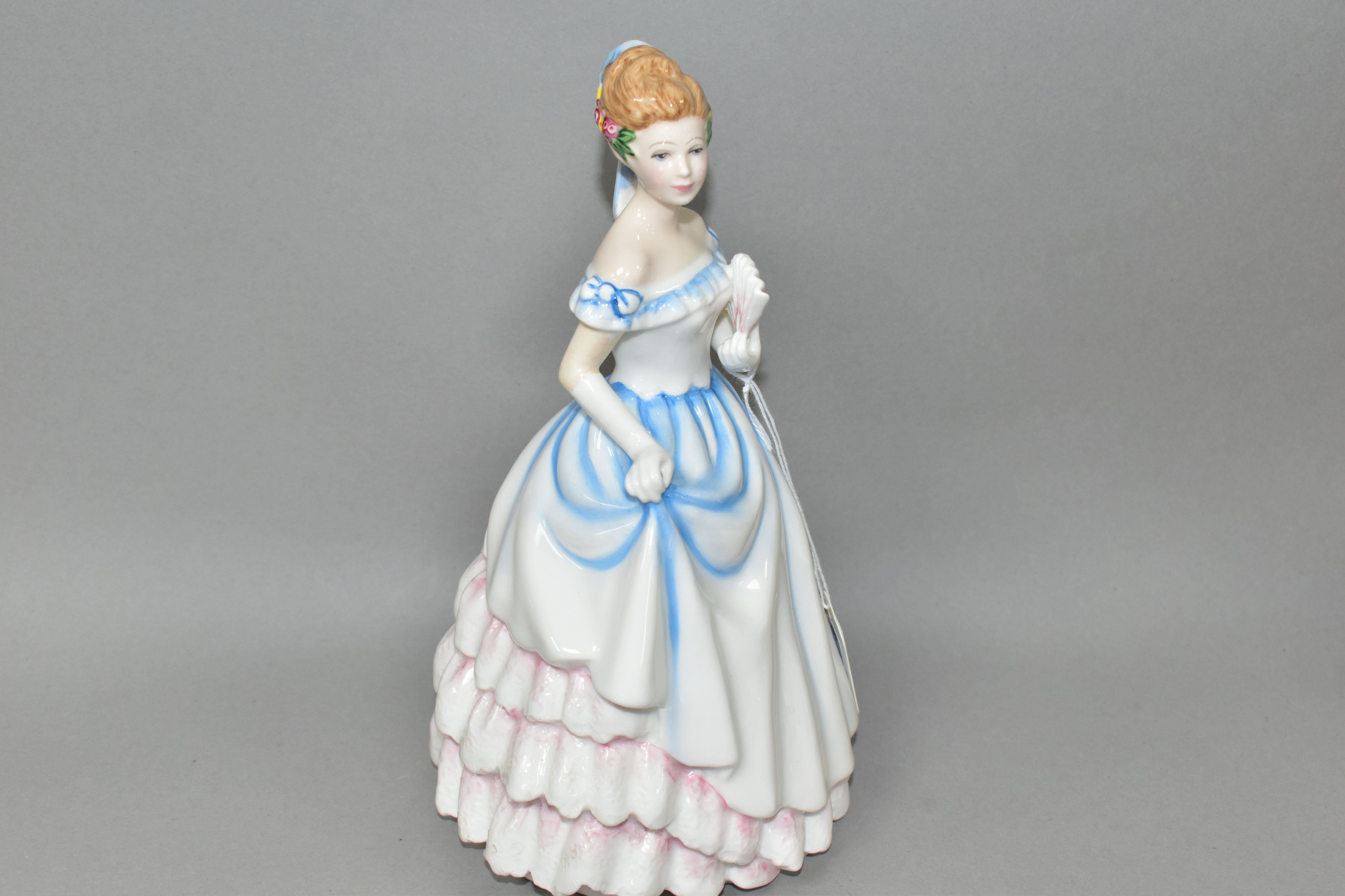 FIVE ROYAL DOULTON FIGURINES, comprising Claire HN3646, Take Me Home HN3662, Beth HN4156, Rosie - Bild 5 aus 6