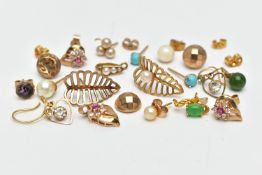 AN ASSORTMENT OF 9CT GOLD AND YELLOW METAL JEWELLERY, to include a yellow gold pendant set with