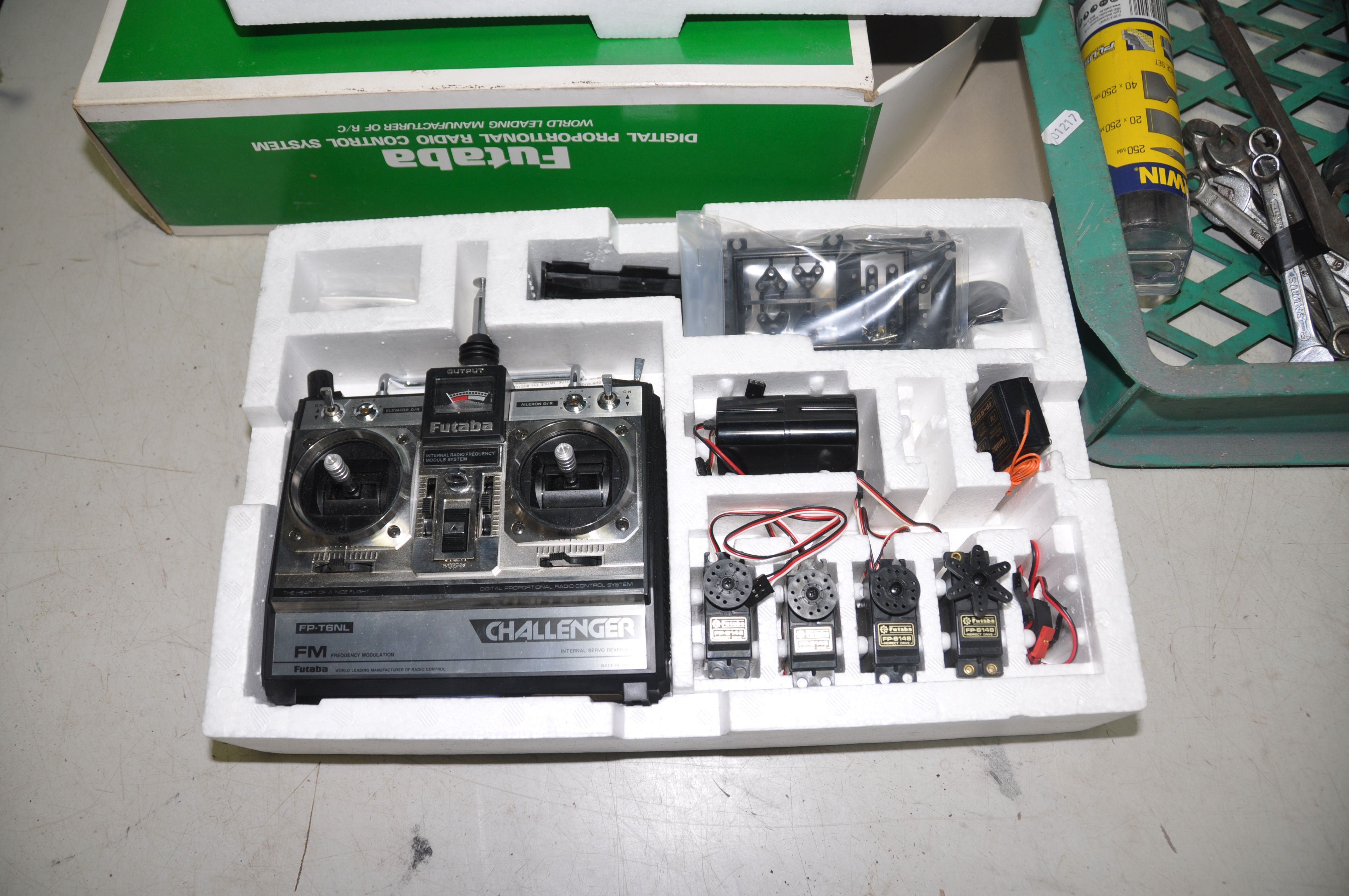 A FUTABA FP-T6NL CHALLENGER DIGITAL RADIO CONTROL SYSTEM in original box all parts and spares appear - Image 3 of 8
