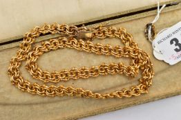 A YELLOW METAL FANCY LINK CHAIN, intertwined multi-link hollow chain, fitted with an integrated