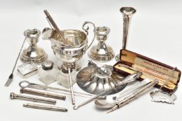 A SELECTION OF SLIVER ITEMS, to include a weighted base posey vase, hallmarked 'Toye, Kenning &