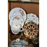 SIX PIECES OF ROYAL CROWN DERBY TEAWARES, comprising an Old Imari 1128 shallow bowl diameter 13cm,