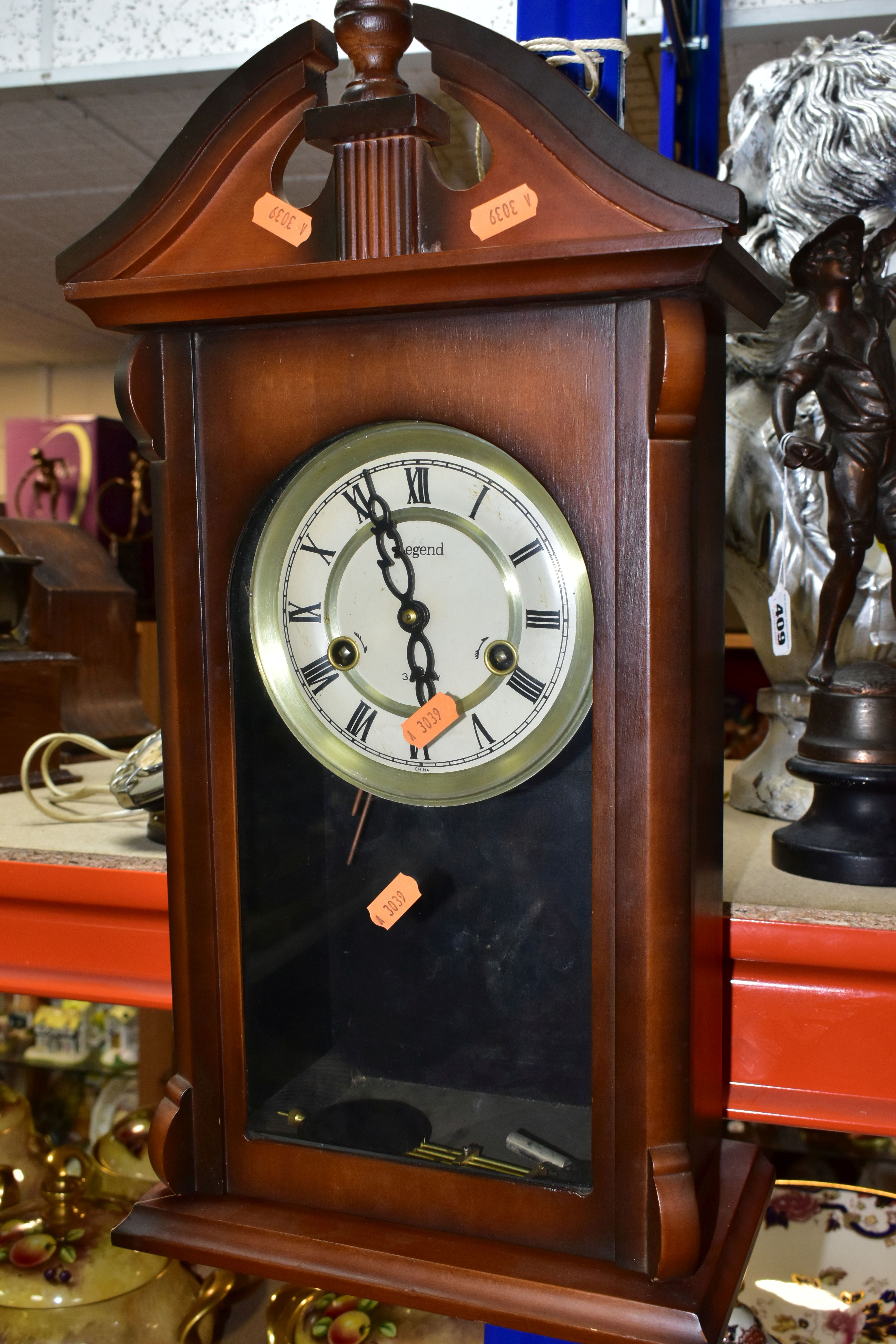 A BRASS VINTAGE STYLE CANDLESTICK TELEPHONE, plug in BT phone- BT-QC-BS 222 , 84/1 on base, (not - Image 5 of 7