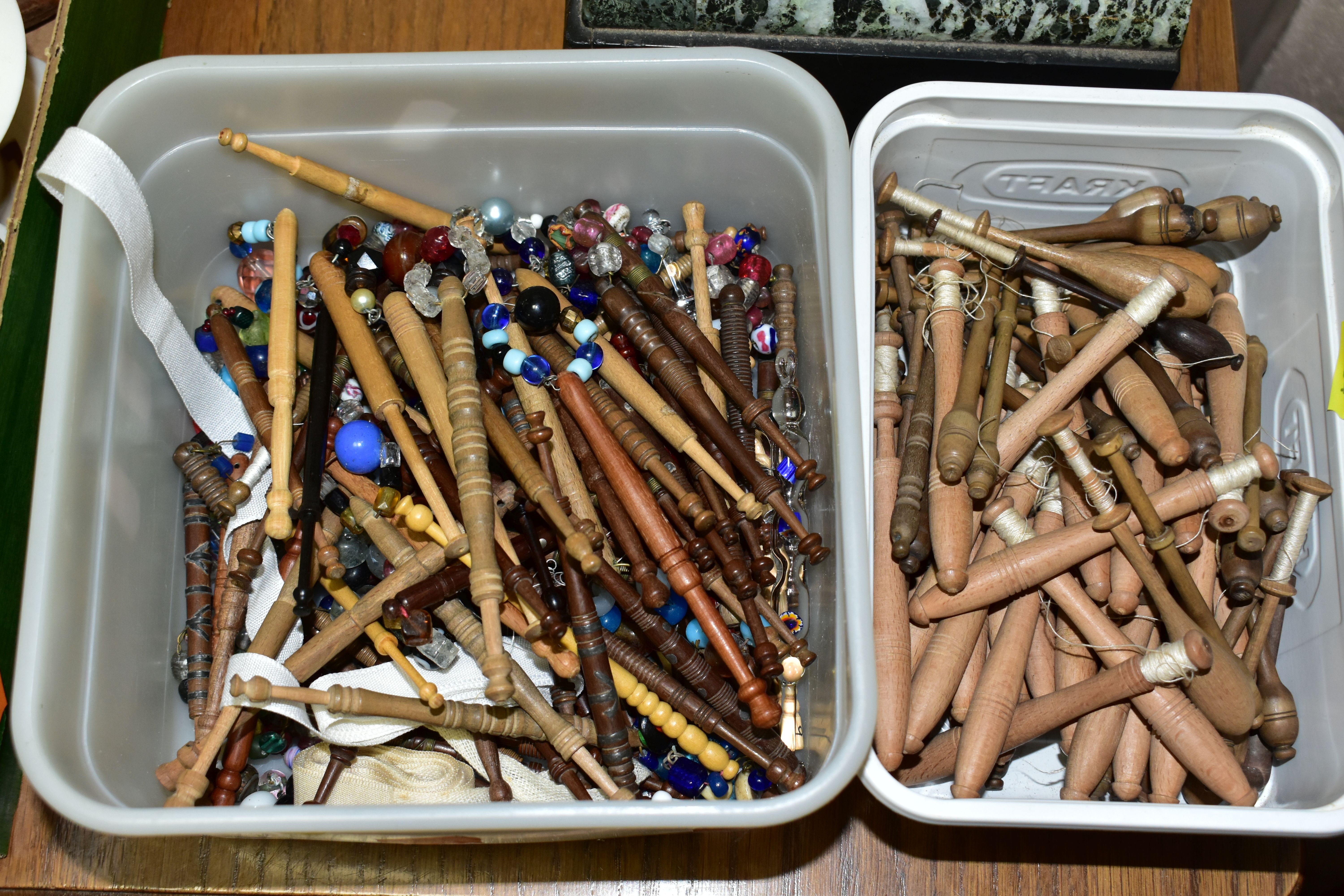 A BOX OF LACE MAKING BOBBINS, EARLY WOODEN MILL SPINDLES AND SEWING SUNDRIES, comprising over one - Image 2 of 3