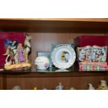 TWO BOXED DISNEY SHOWCASE AND TWO BOXED ROYAL DOULTON WINNIE THE POOH GIFTWARES, comprising Disney