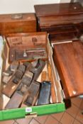 ONE BOX OF WOODEN CARPENTER'S PLANES, PRINTER AND SHOP TILL, to include two wooden coffin planes,