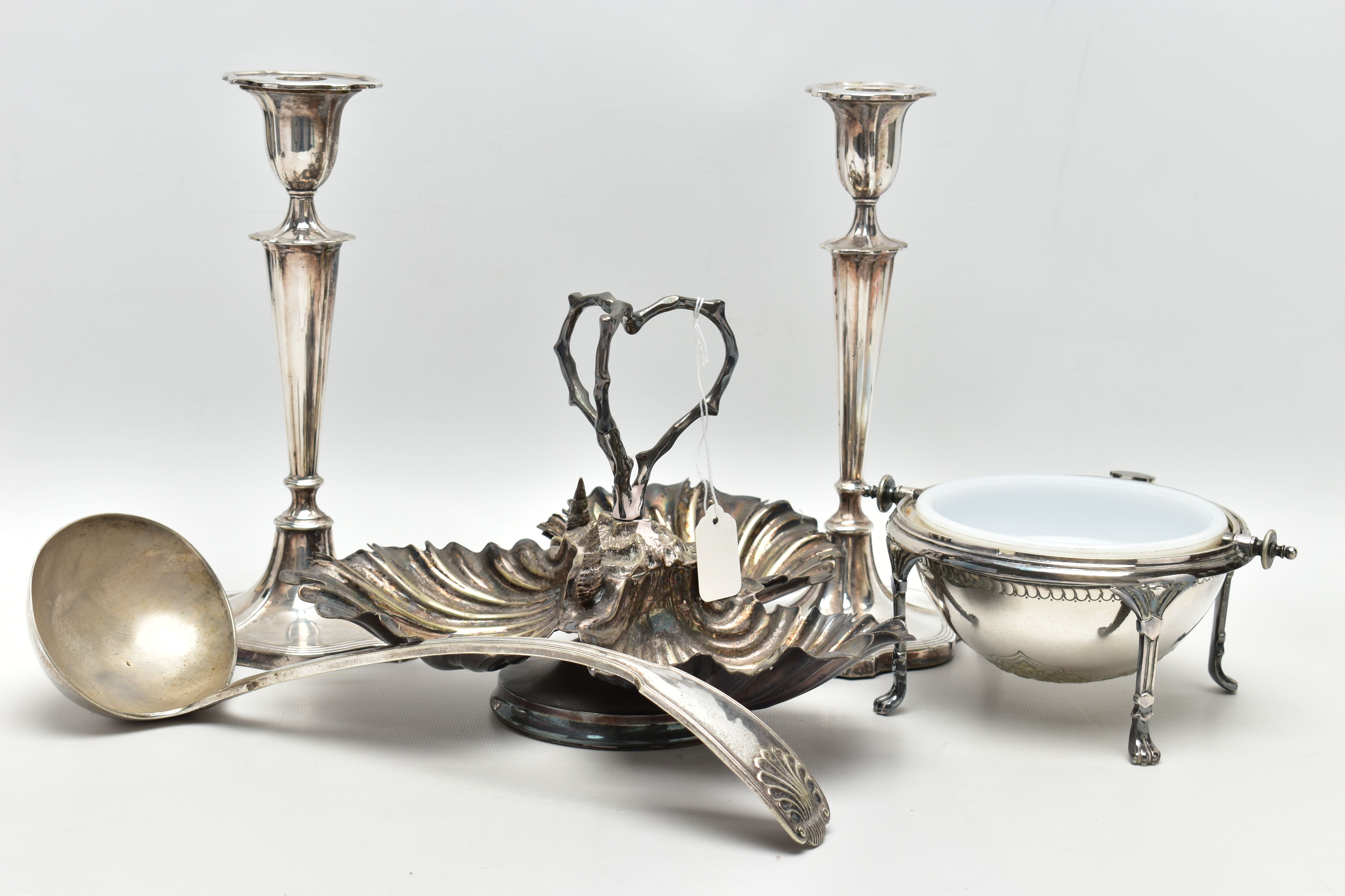 A BOX OF ASSORTED WHITE METAL TABLEWARE, to include a pair of tall candle sticks, white metal - Image 3 of 5