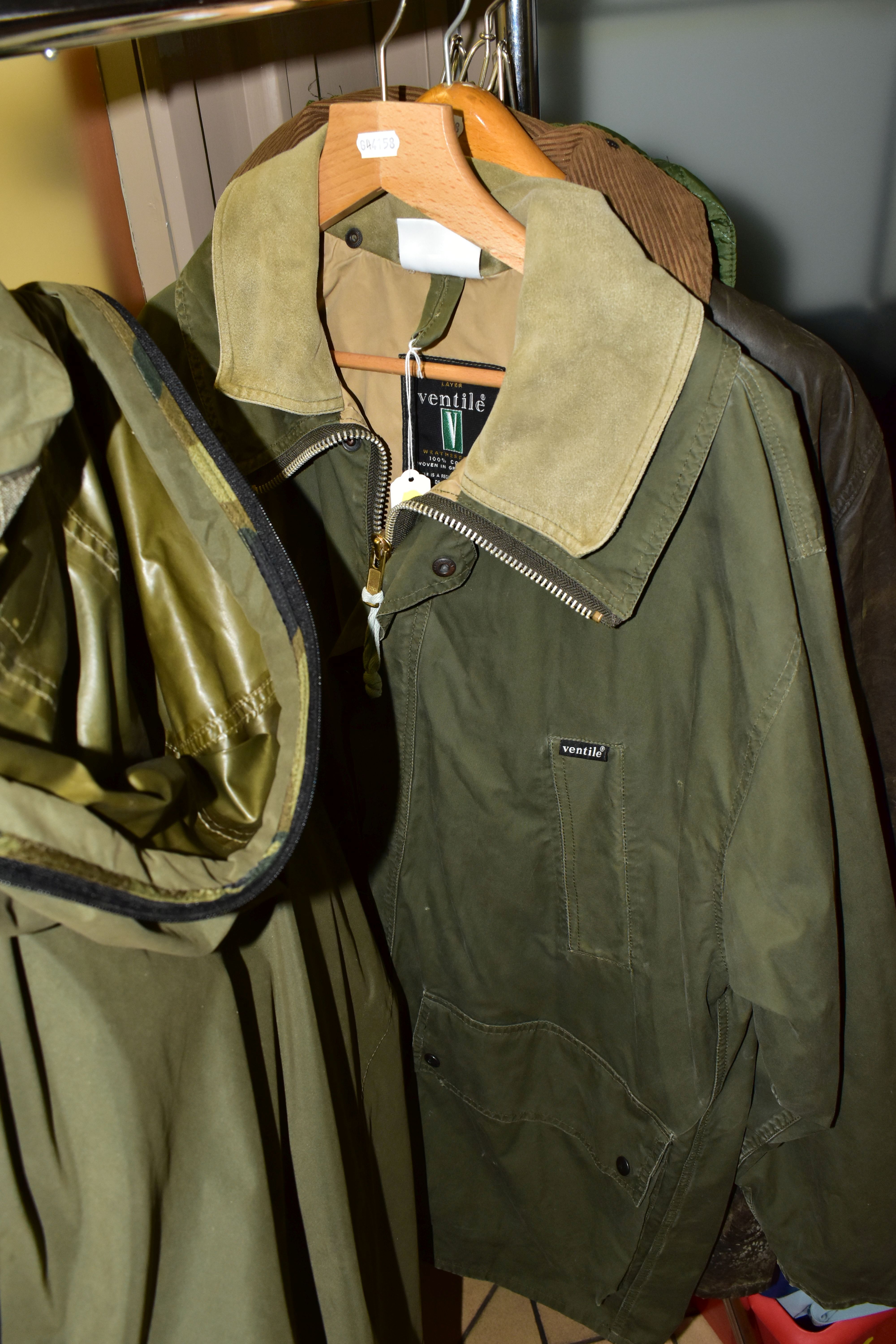 A RAIL OF TEN OUTDOOR/WATERPROOF GENTLEMEN'S JACKETS, comprising a Barbour 'Border' jacket men's - Image 7 of 8