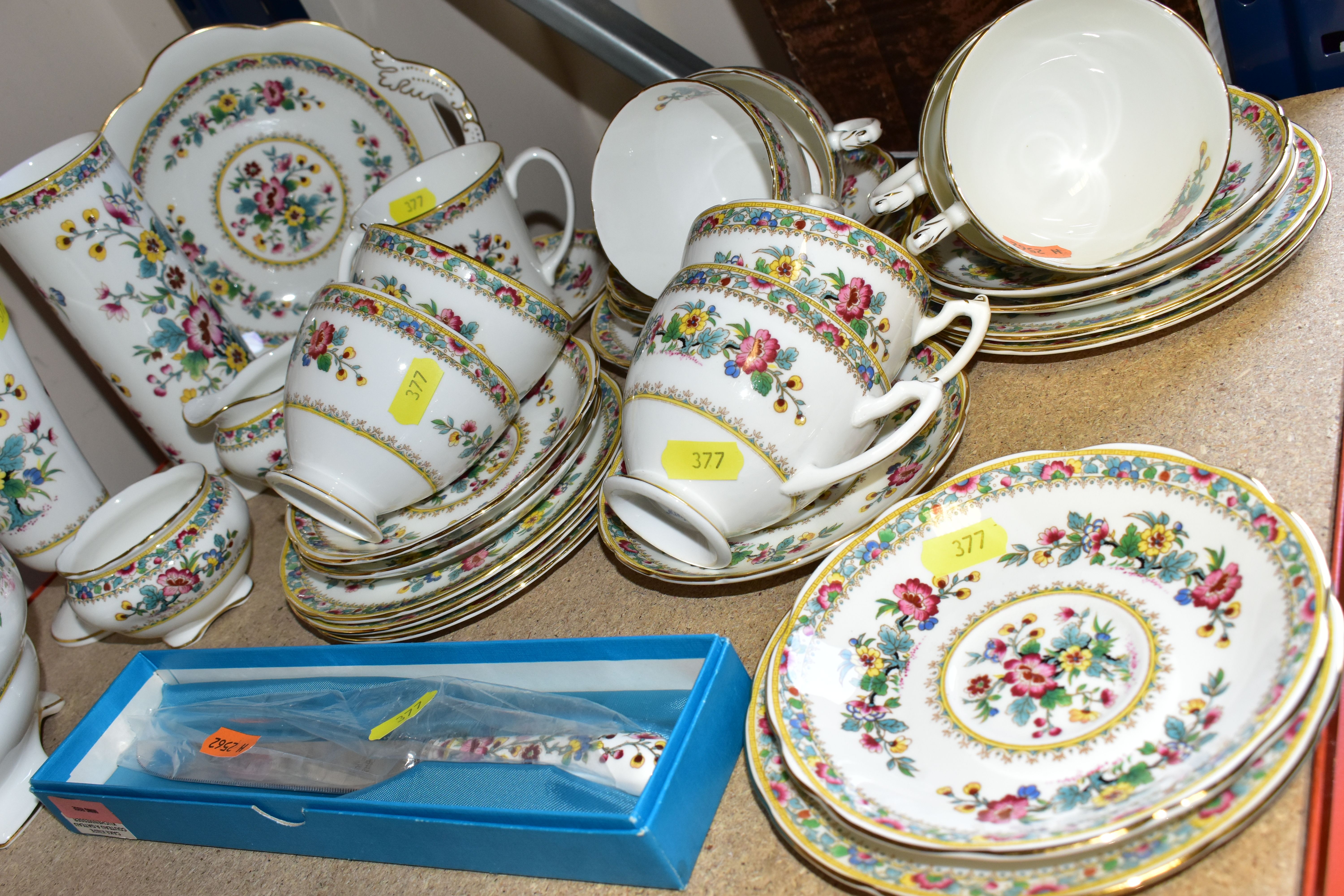 A COALPORT 'MING ROSE' PATTERN TEA SET, comprising one teapot, one bread and butter plate, cream - Image 3 of 4