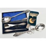 ASSORTED SILVER AND WHITE METAL ITEMS, to include a boxed silver handled button hook and shoe
