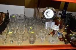 A GROUP OF GLASSWARE, COLLECTABLE PLATES AND SUNDRIES, comprising Stuart Crystal drinking glasses, a