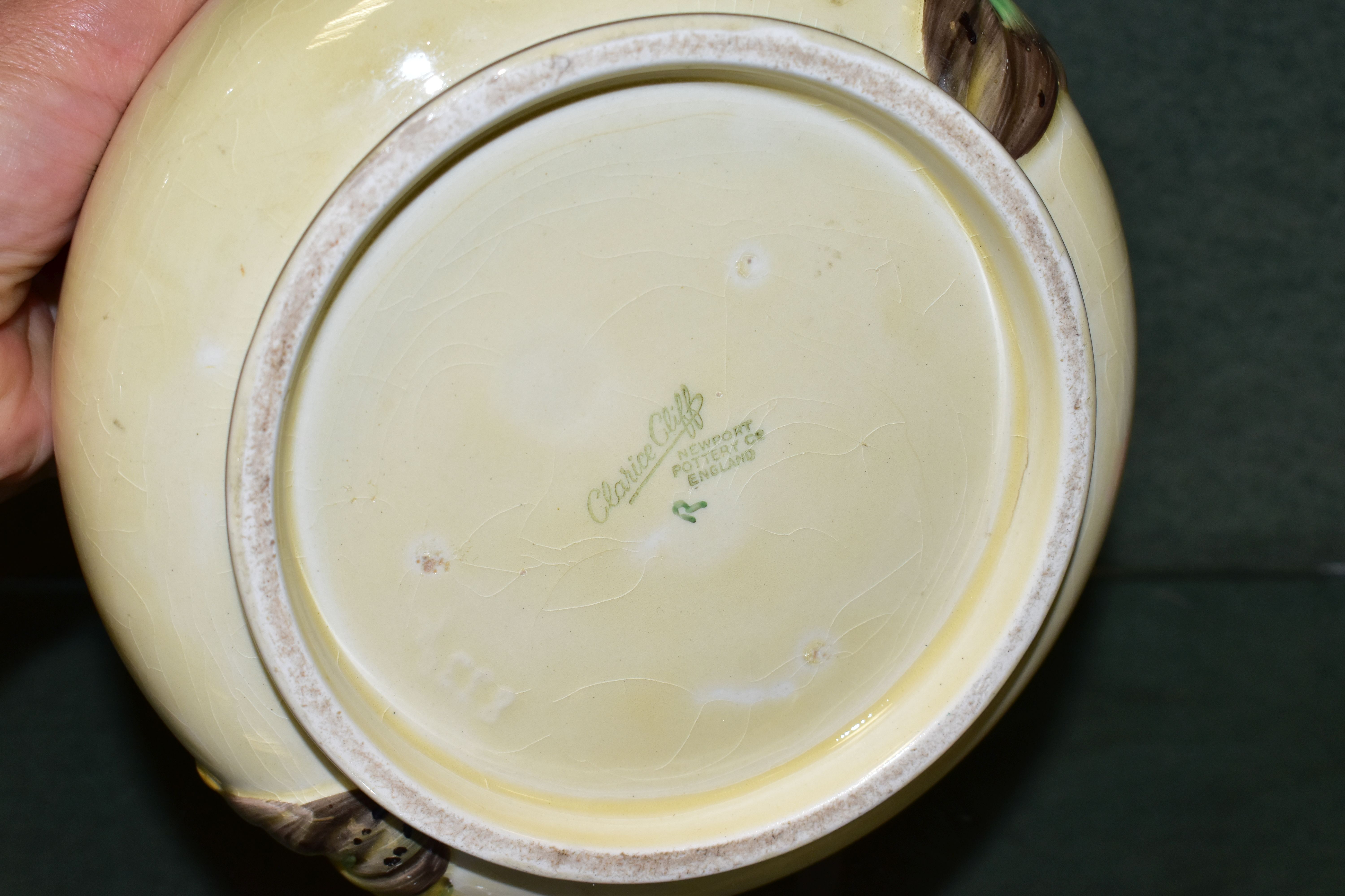 A CLARICE CLIFF FOR NEWPORT POTTERY FRUIT BOWL, moulded in the Autumn Leaves pattern, diameter at - Image 5 of 5