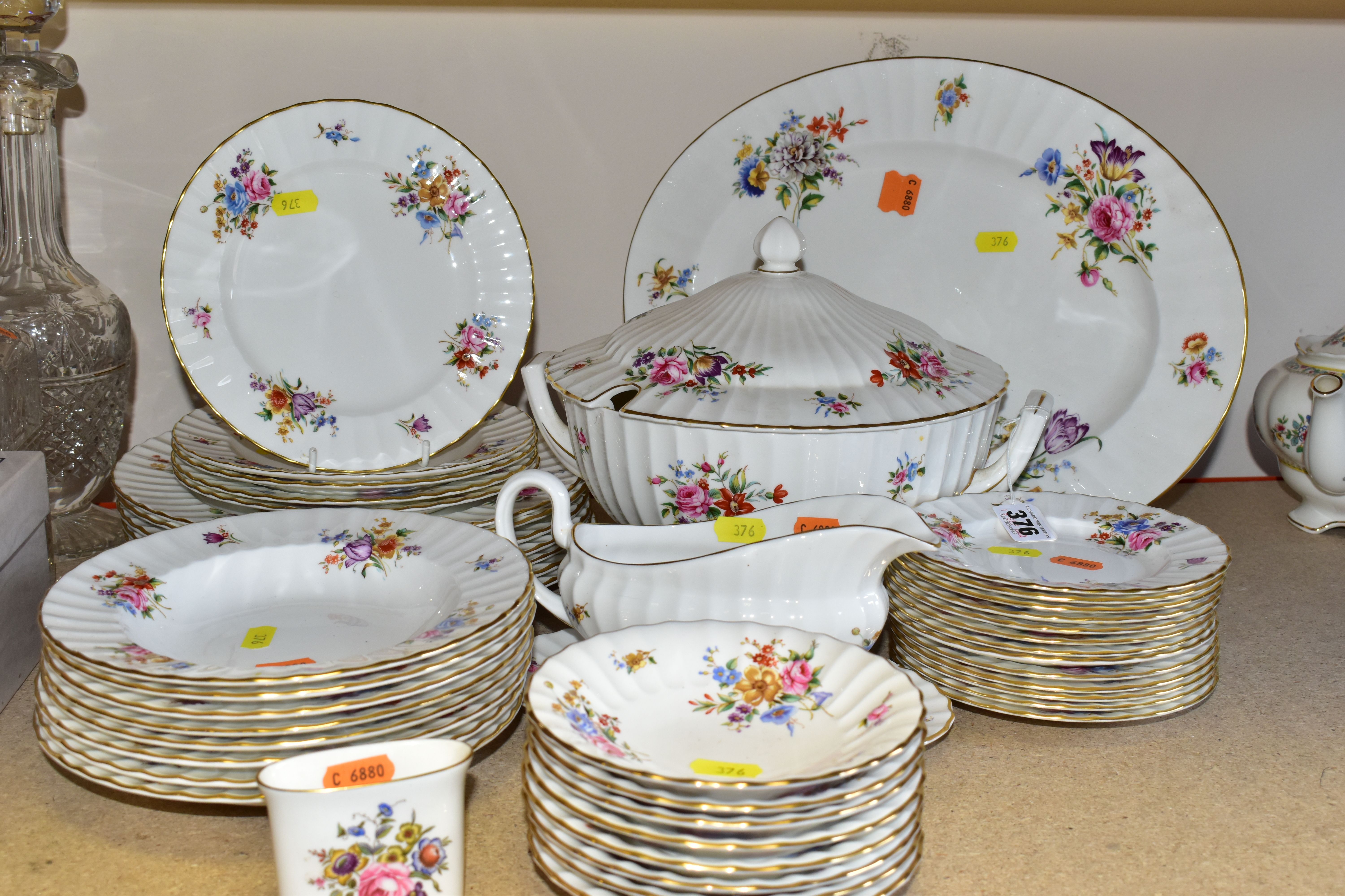 A ROYAL WORCESTER 'ROANOKE' PATTERN DINNER SERVICE, comprising a circular covered soup tureen, one