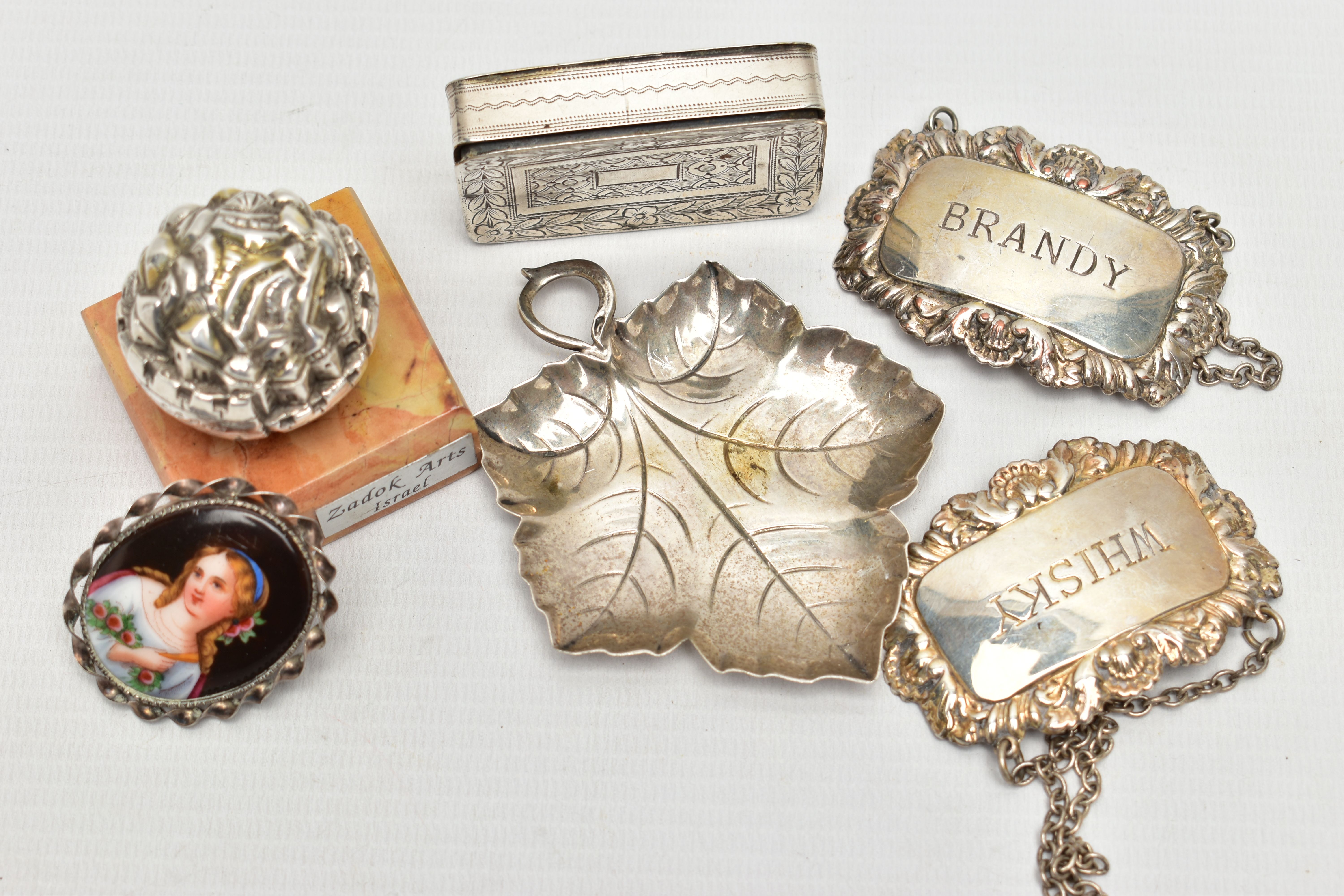 A SELECTION OF SILVER AND WHITE METAL ITEMS, to include a late Georgian silver snuff box, hallmarked - Image 2 of 2