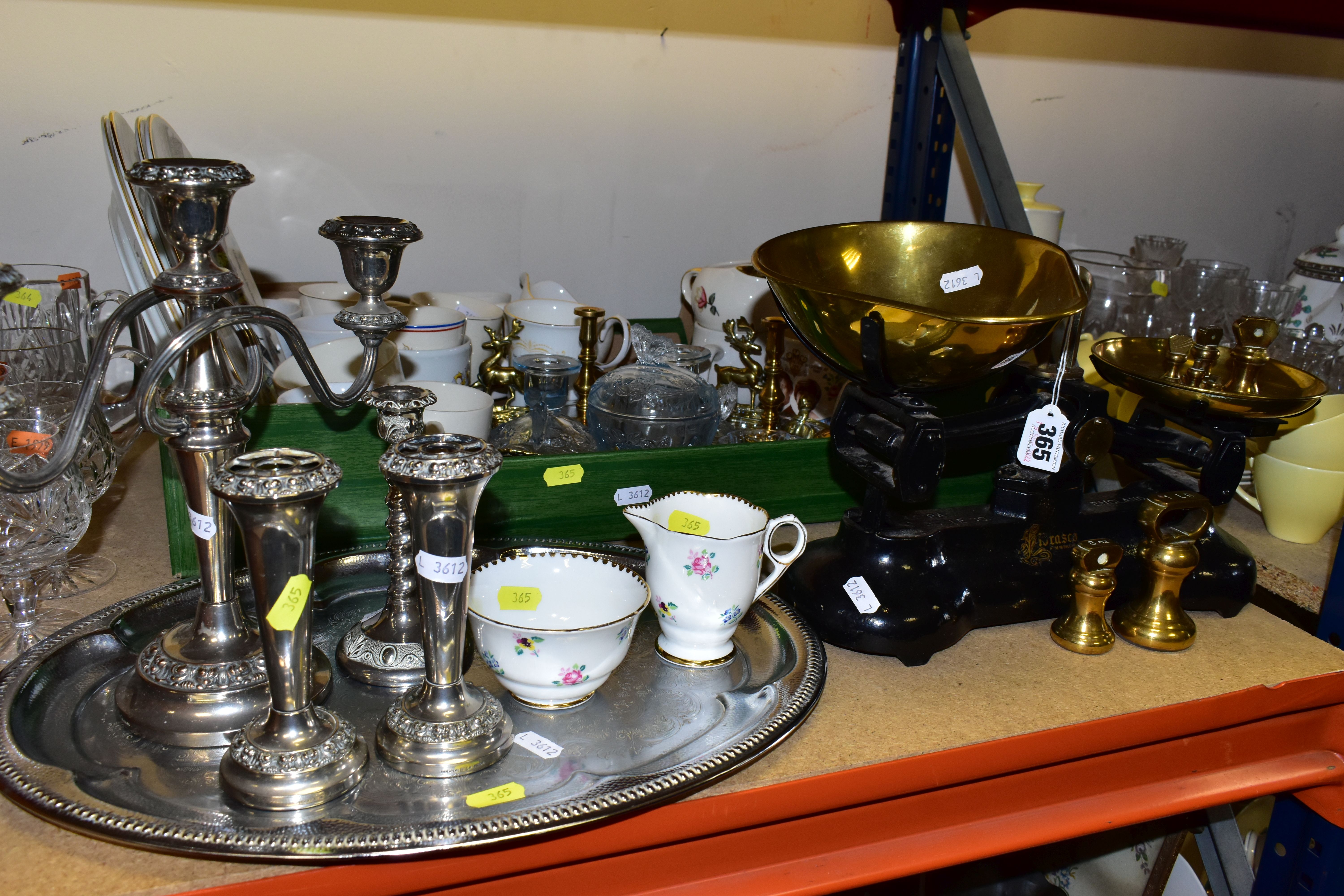 ONE BOX OF METALWARE AND CERAMICS, to include a set of Librasco kitchen scales with two brass pans