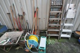 A SELECTION OF GARDEN ITEMS, ETC, to include two aluminium step ladders, a tubular step ladder, a