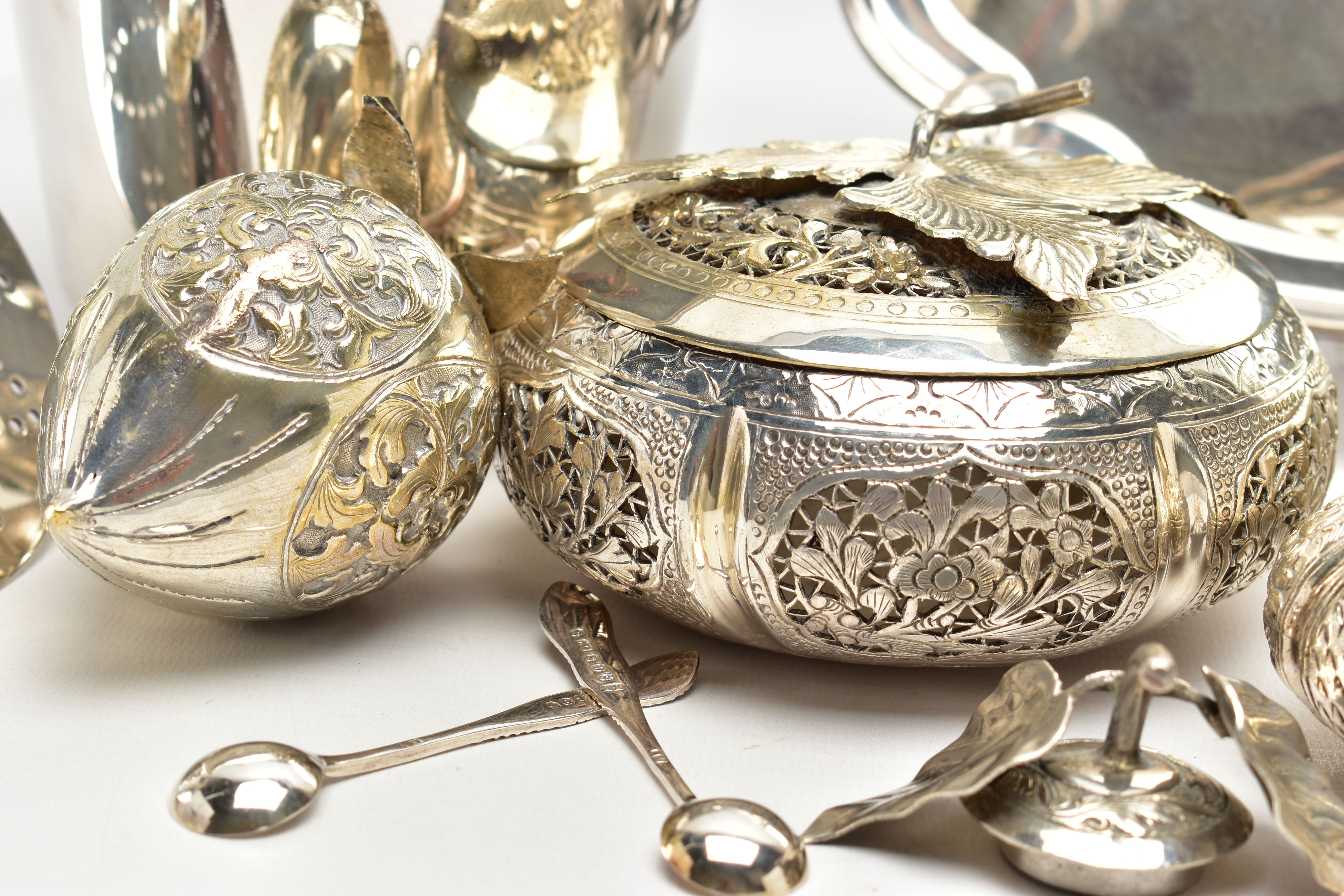 AN ELIZABETH II SILVER SALVER, TOGETHER WITH EIGHT SILVER PLATED ITEMS, the silver salver with - Image 8 of 14