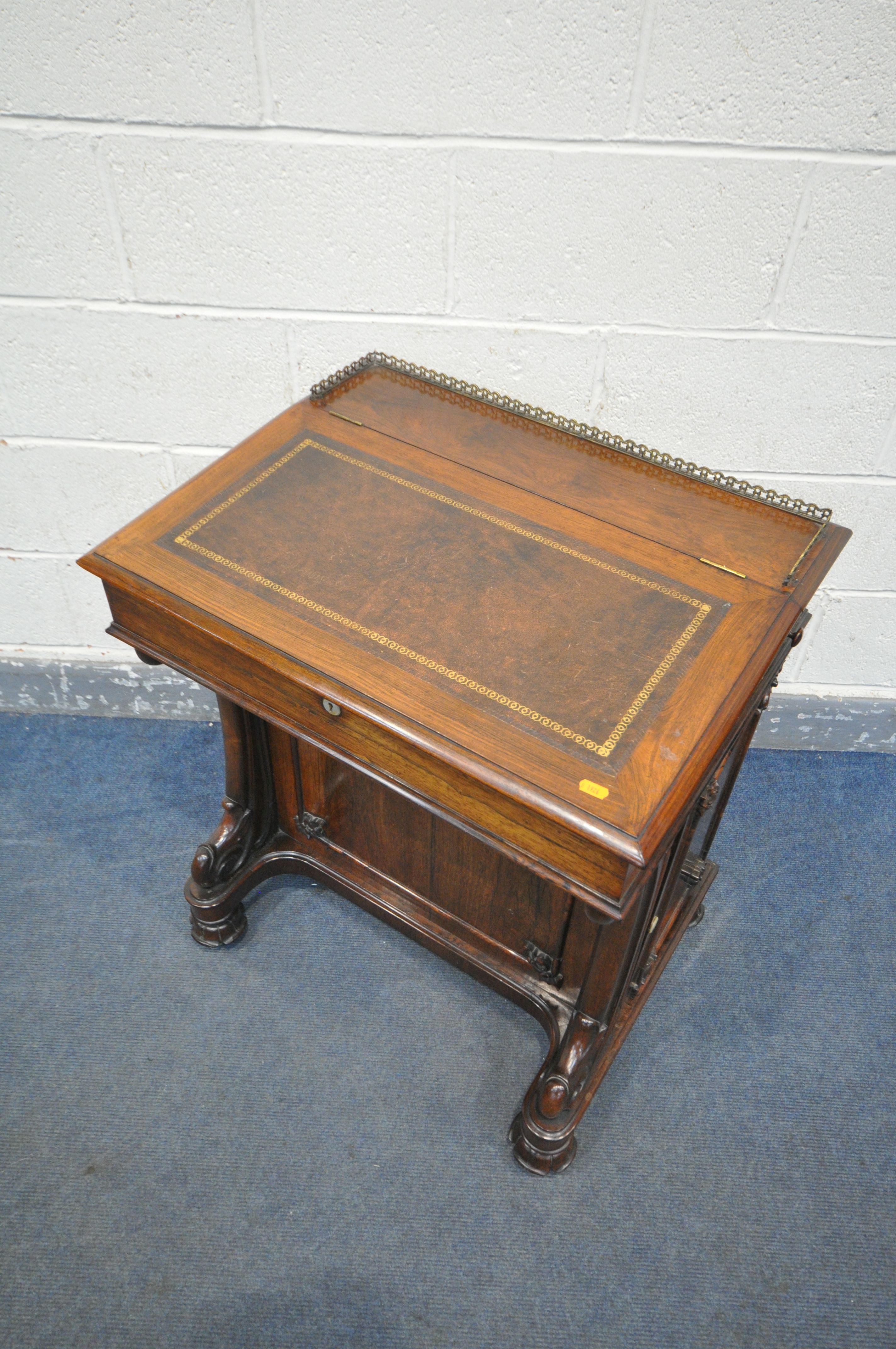 AN EARLY 19TH CENTURY ROSEWOOD DAVENPORT DESK, having a brass open fretwork gallery behind a leather - Image 2 of 9