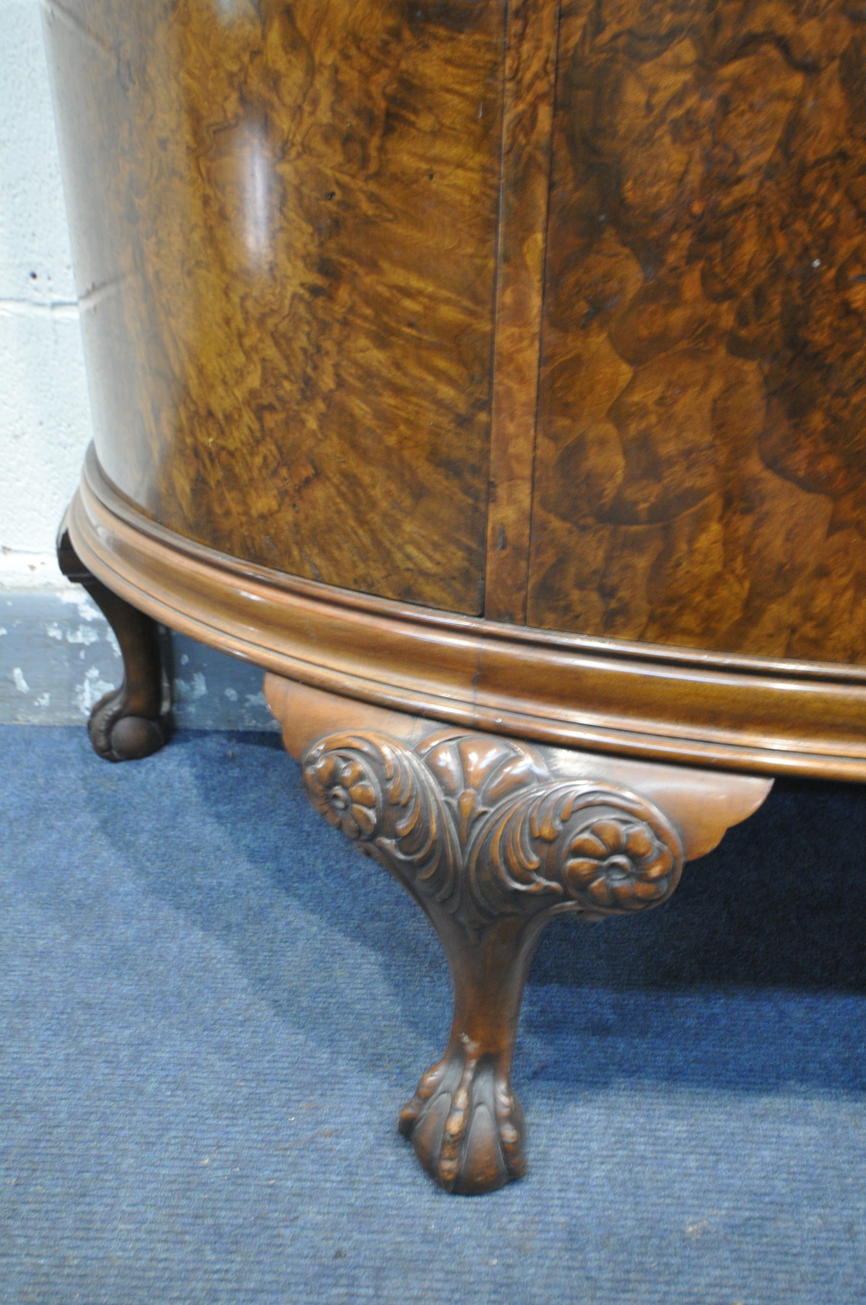 AN EARLY TO MID 20TH CENTURY MAPLE AND CO BURR WALNUT DEMI LUNE SIDE CABINET, with three frieze - Bild 5 aus 6