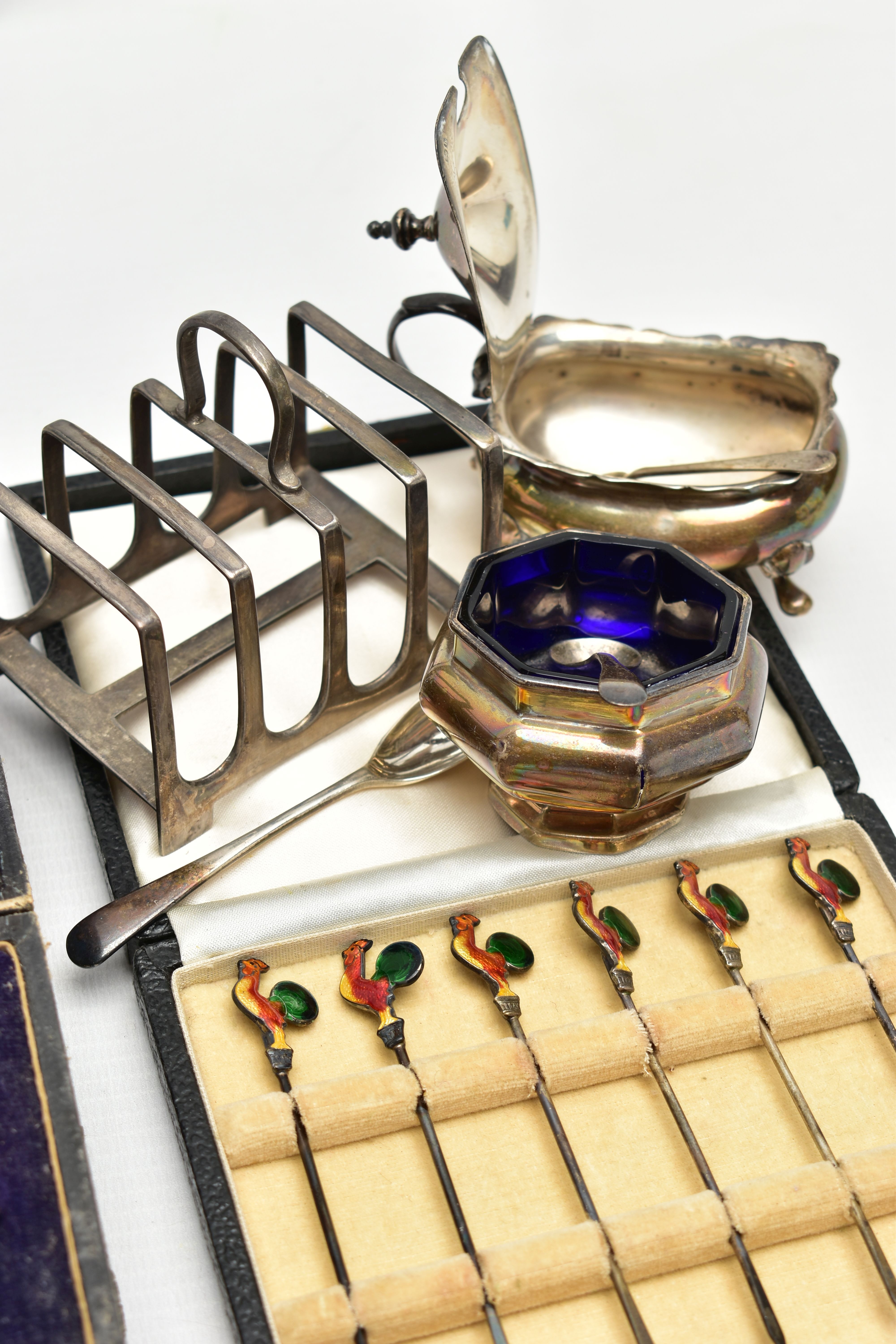 A PARCEL OF SILVER CRUET ITEMS, NAPKIN RINGS, TOAST RACK, ETC, including a cased set of six cocktail - Image 7 of 7