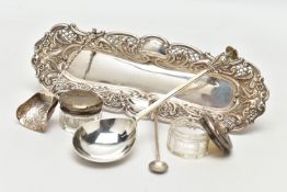A SELECTION OF EARLY 20TH CENTURY SILVER AND WHITE METAL ITEMS, to include a silver pen tray, with