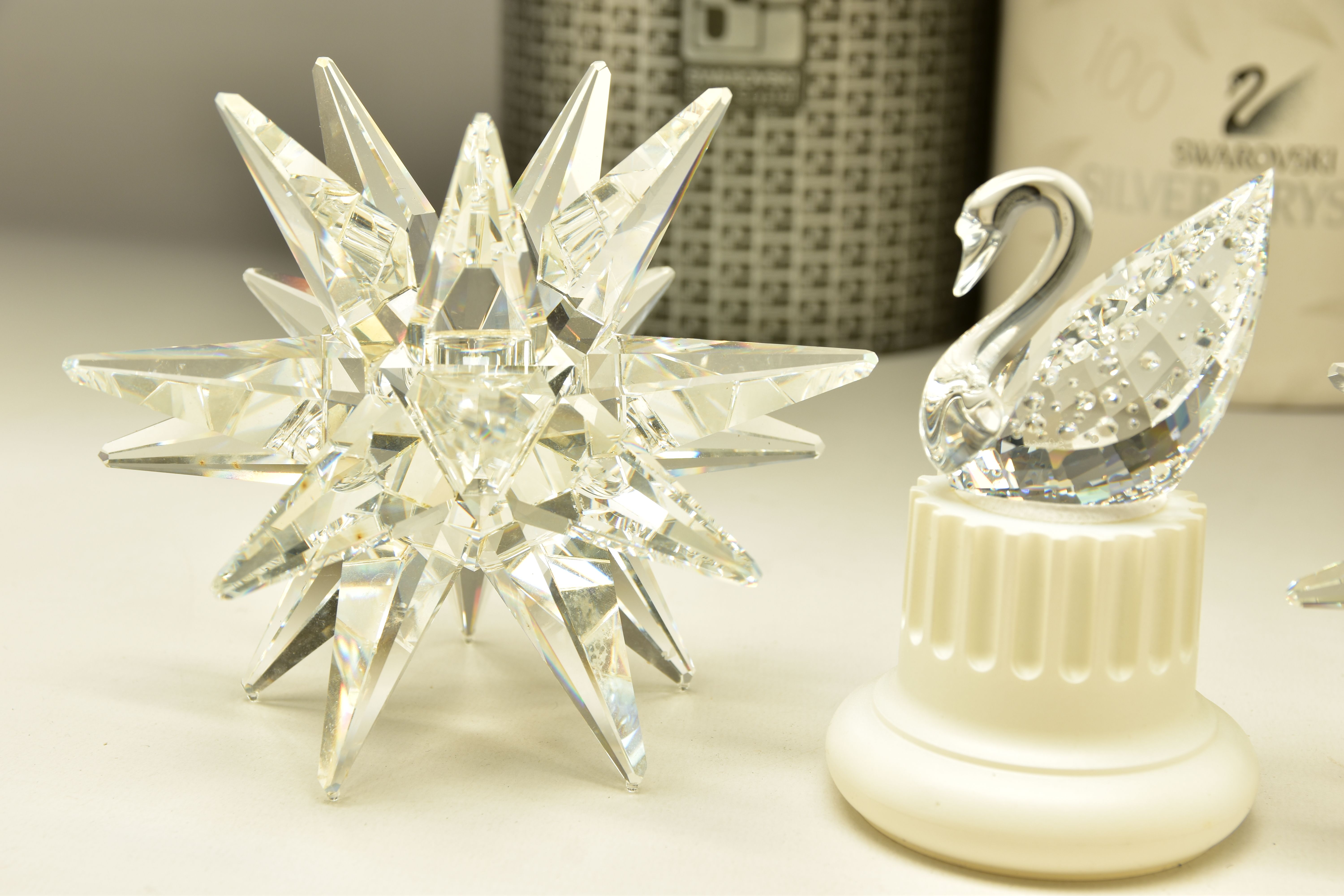 TWO BOXED SWAROVSKI CRYSTAL 143L STAR CANDLEHOLDERS (013748), 1987 retired 1996, height 11cm x width - Image 4 of 6