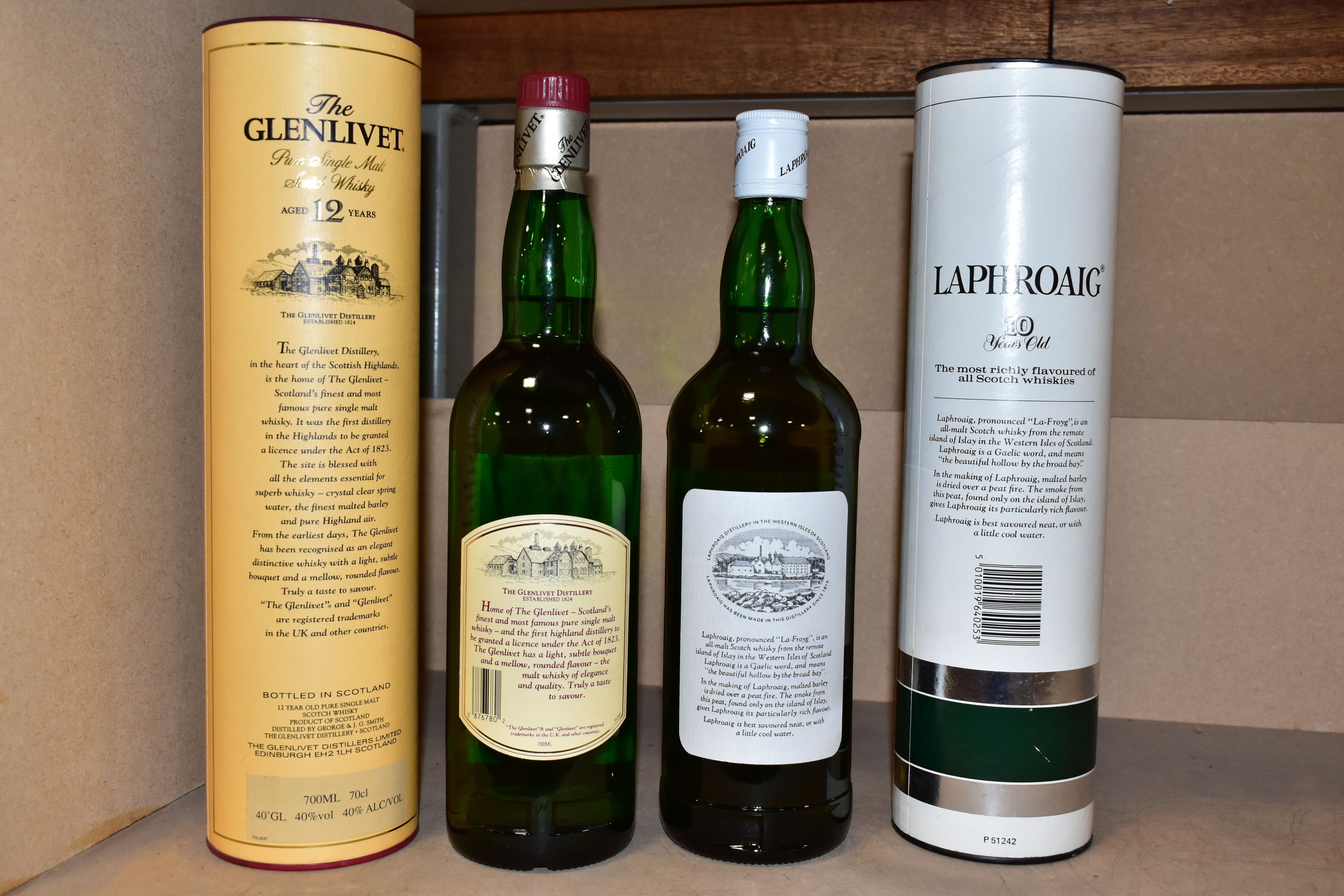 SINGLE MALT, two bottles of exceptional Single Malt, comprising one bottle of LAPHROAIG Islay Malt - Bild 2 aus 3