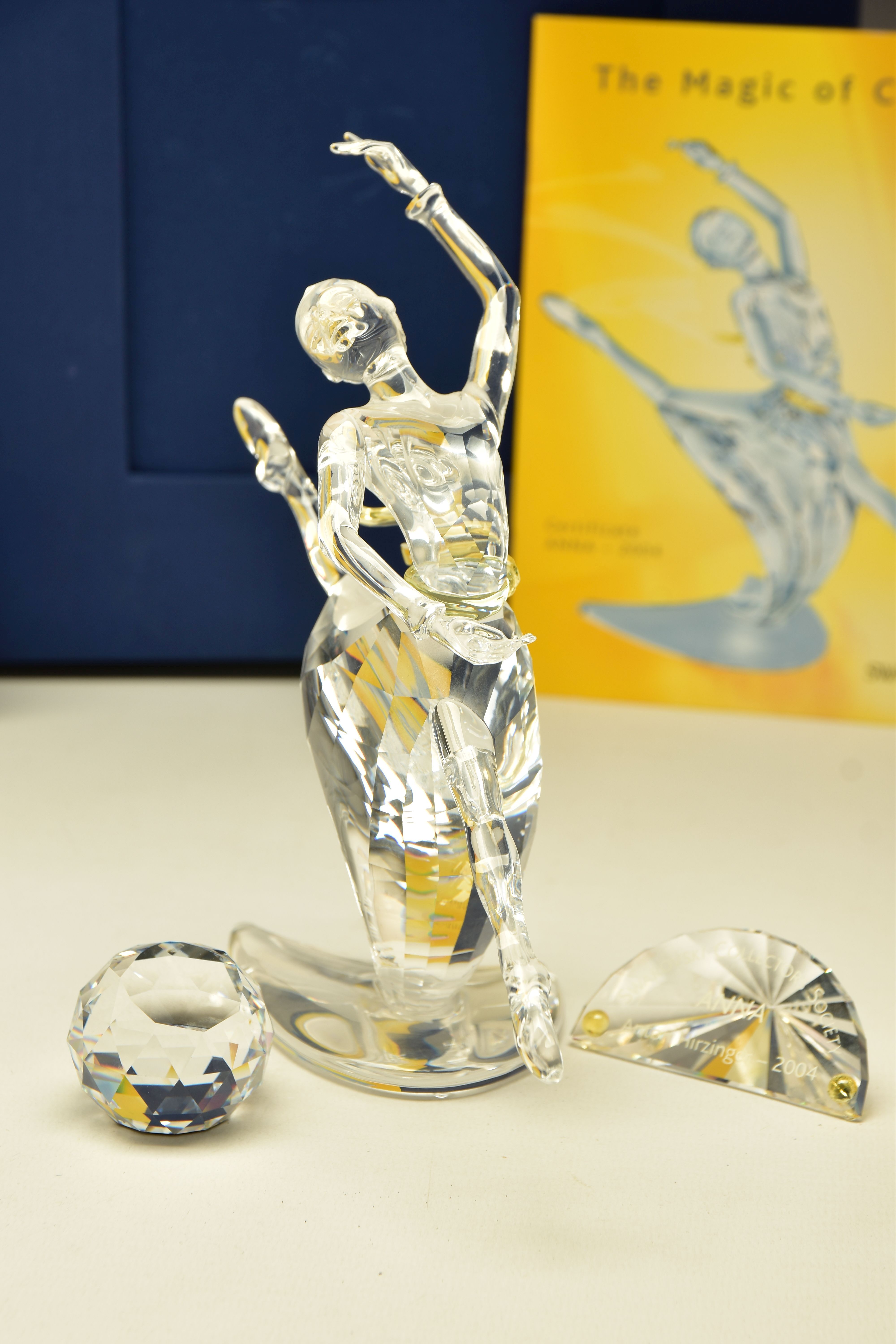 A BOXED SWAROVSKI EXCLUSIVE CRYSTAL SOCIETY ANNUAL FIGURE SET FROM MAGIC OF DANCE - ANNA 2004, no - Image 2 of 7