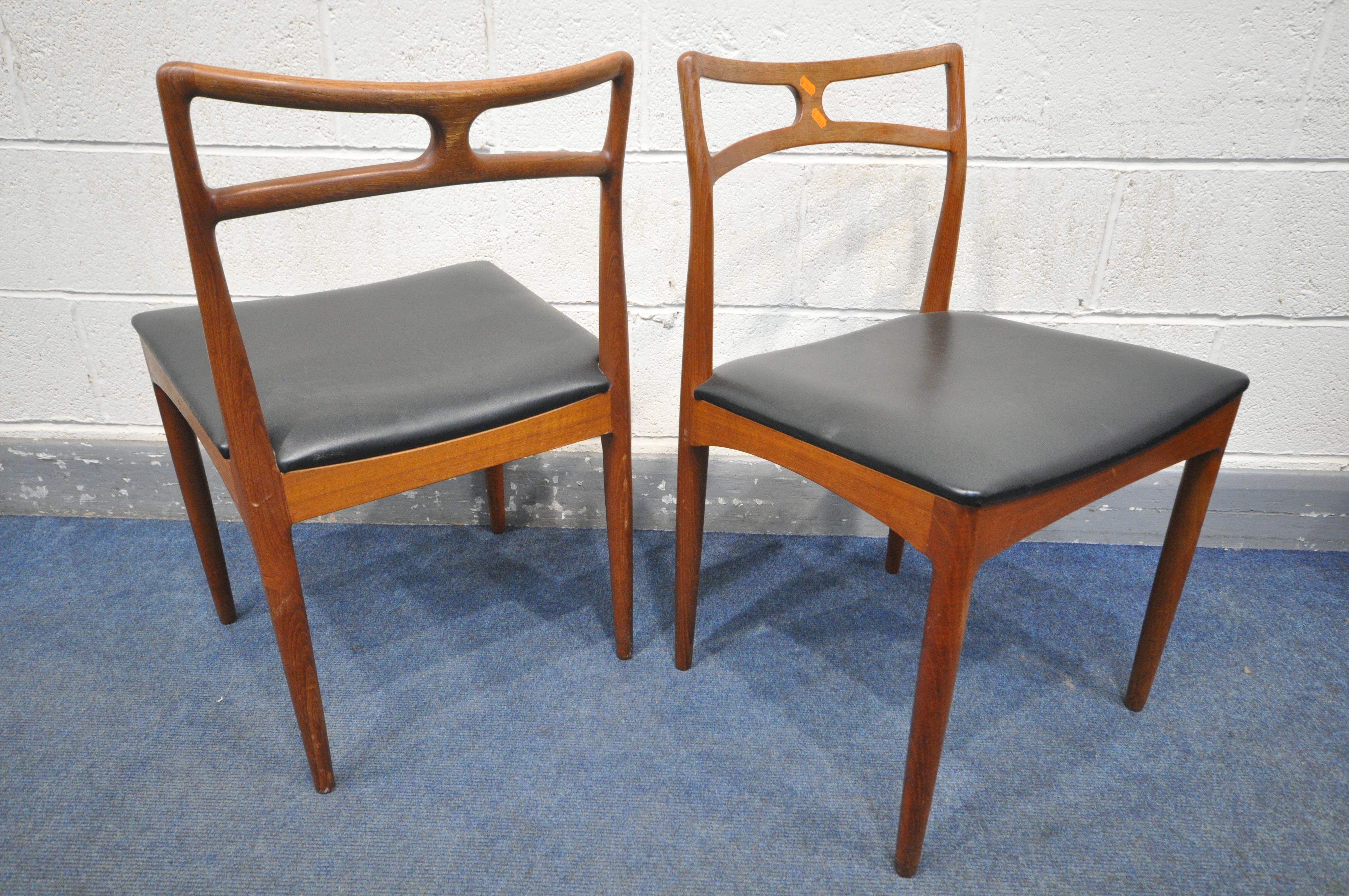JOHANNES ANDERSEN FOR CHRISTIAN LINNEBERGS MØBELFABRIK, a set of six Danish teak dining chairs, with - Image 4 of 9