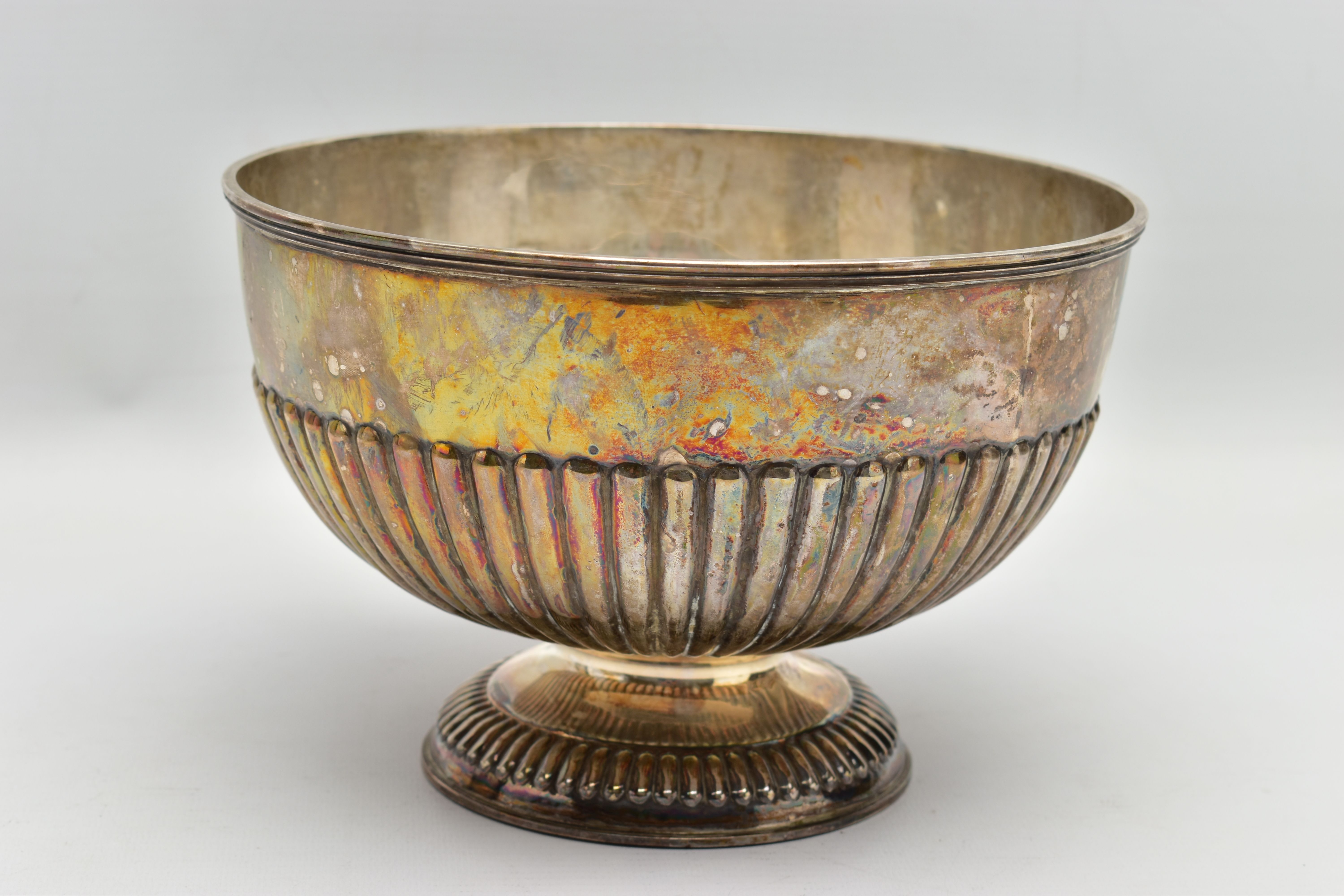 AN EDWARDIAN SILVER PEDESTAL ROSE BOWL, stop reeded decoration to the body and foot, makers - Image 4 of 7