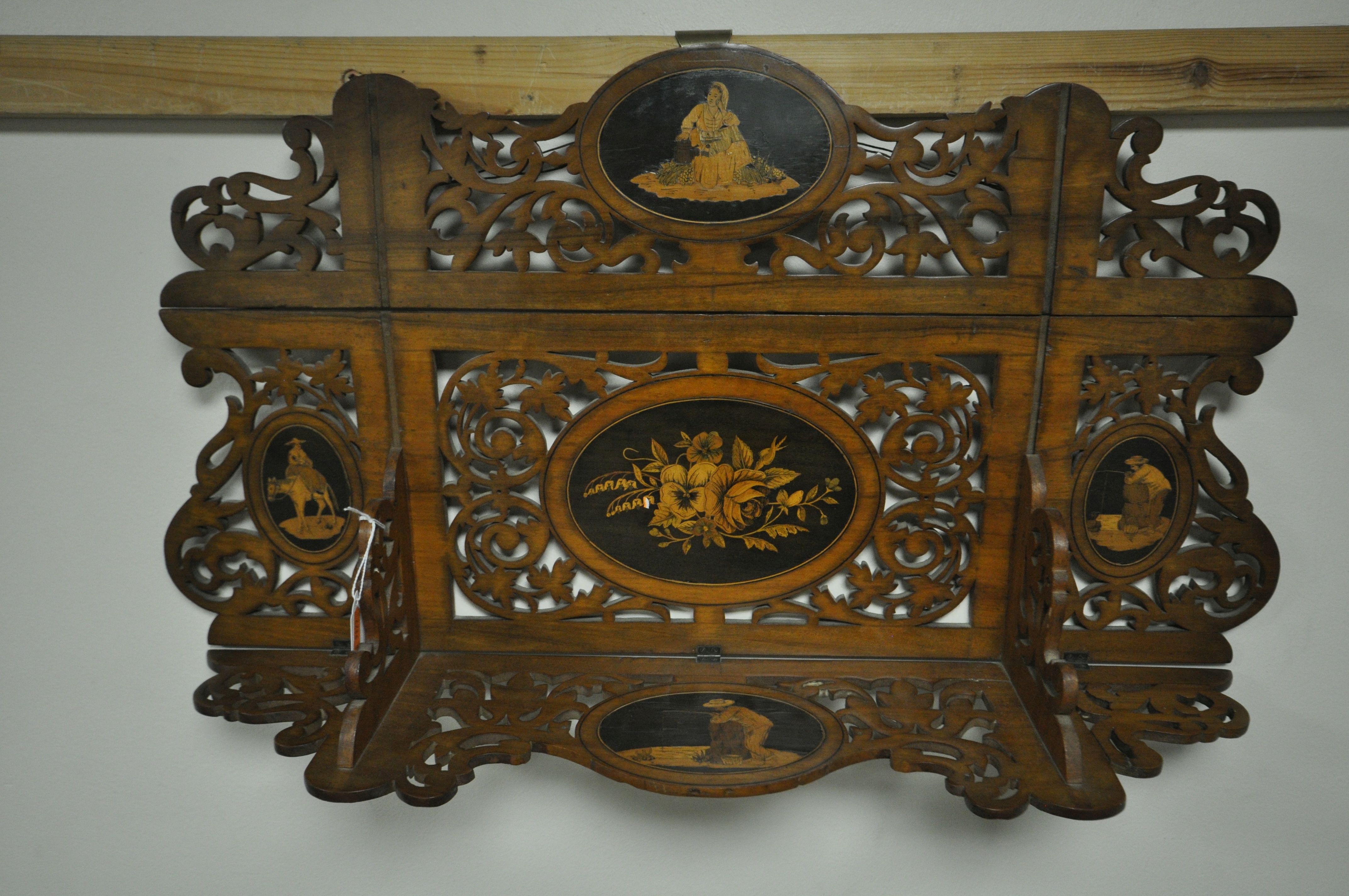 AN EARLY 20TH CENTURY WALL HANGING WALNUT STAINED AND BRASS DINNER GONG, the brass bracket cast in - Image 10 of 13
